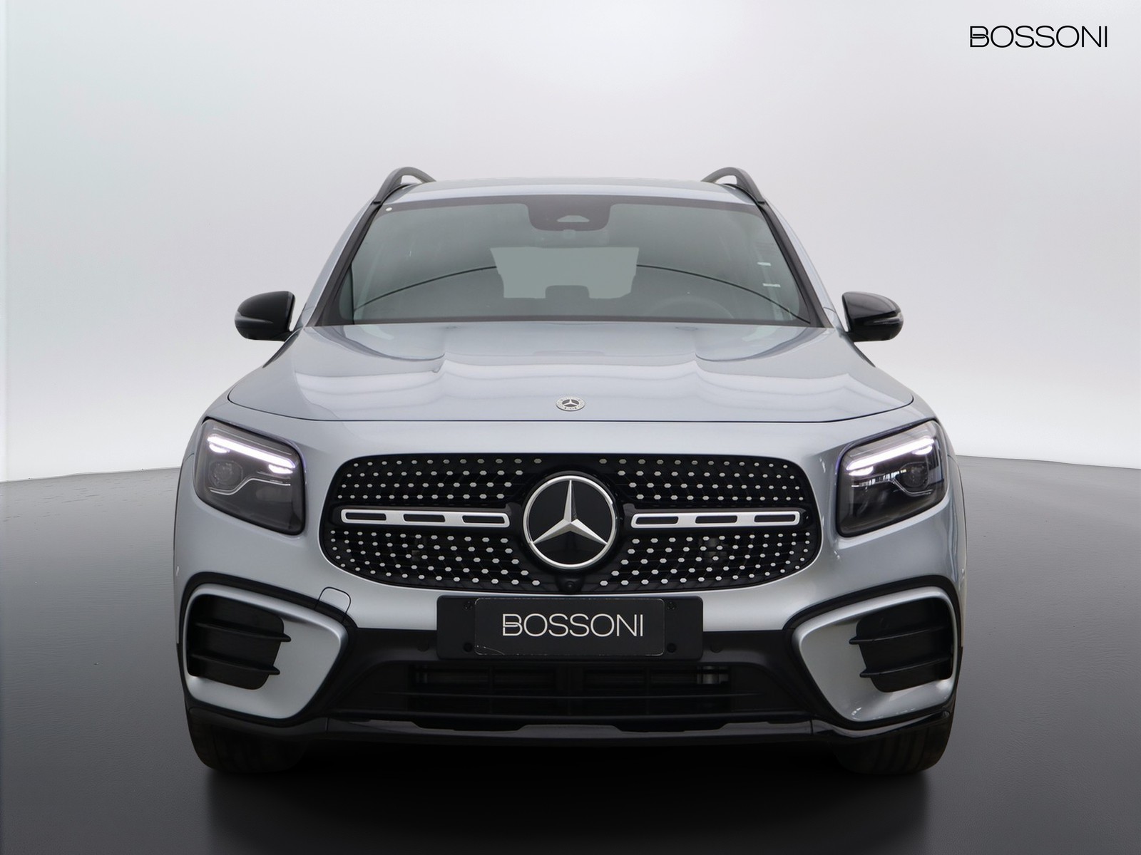 2 - Mercedes GLB 200 d amg line premium 8g-dct