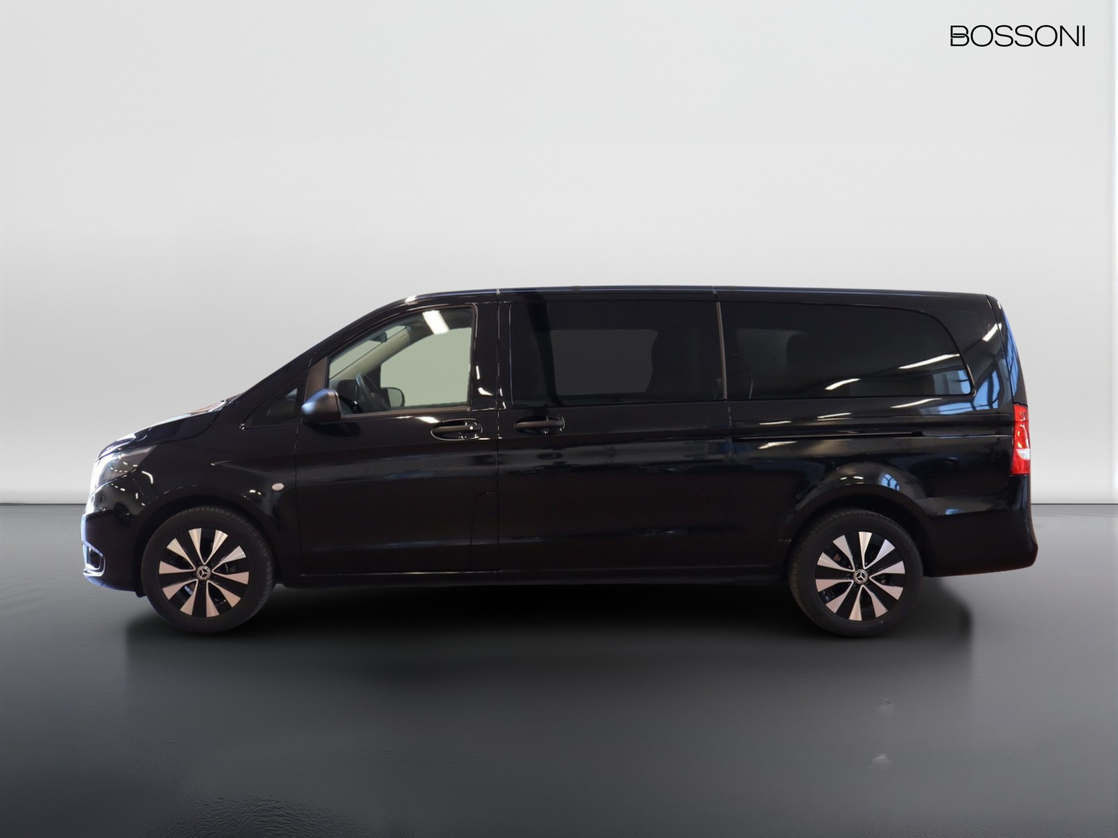 3 - Mercedes Vans Vito 114 cdi extralong tourer pro auto my20