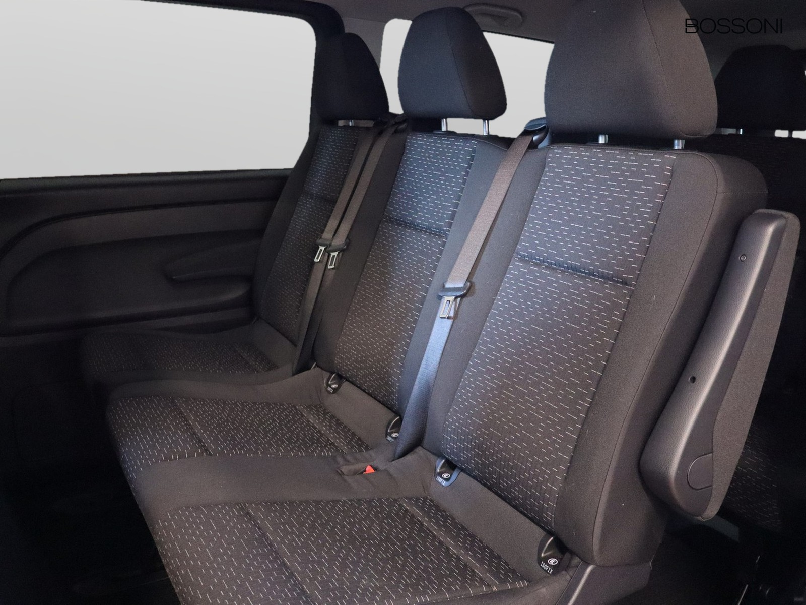 6 - Mercedes Vans Vito 114 cdi extralong tourer pro auto my20
