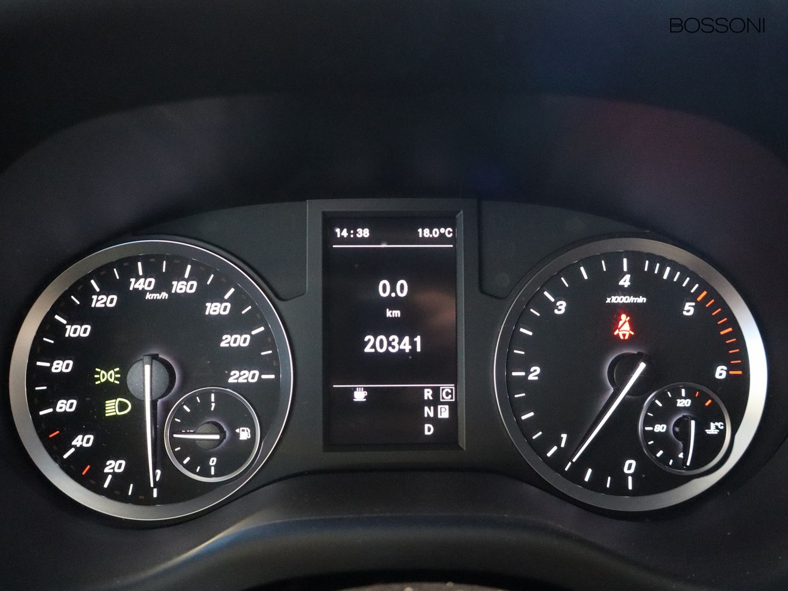 8 - Mercedes Vans Vito 114 cdi extralong tourer pro auto my20