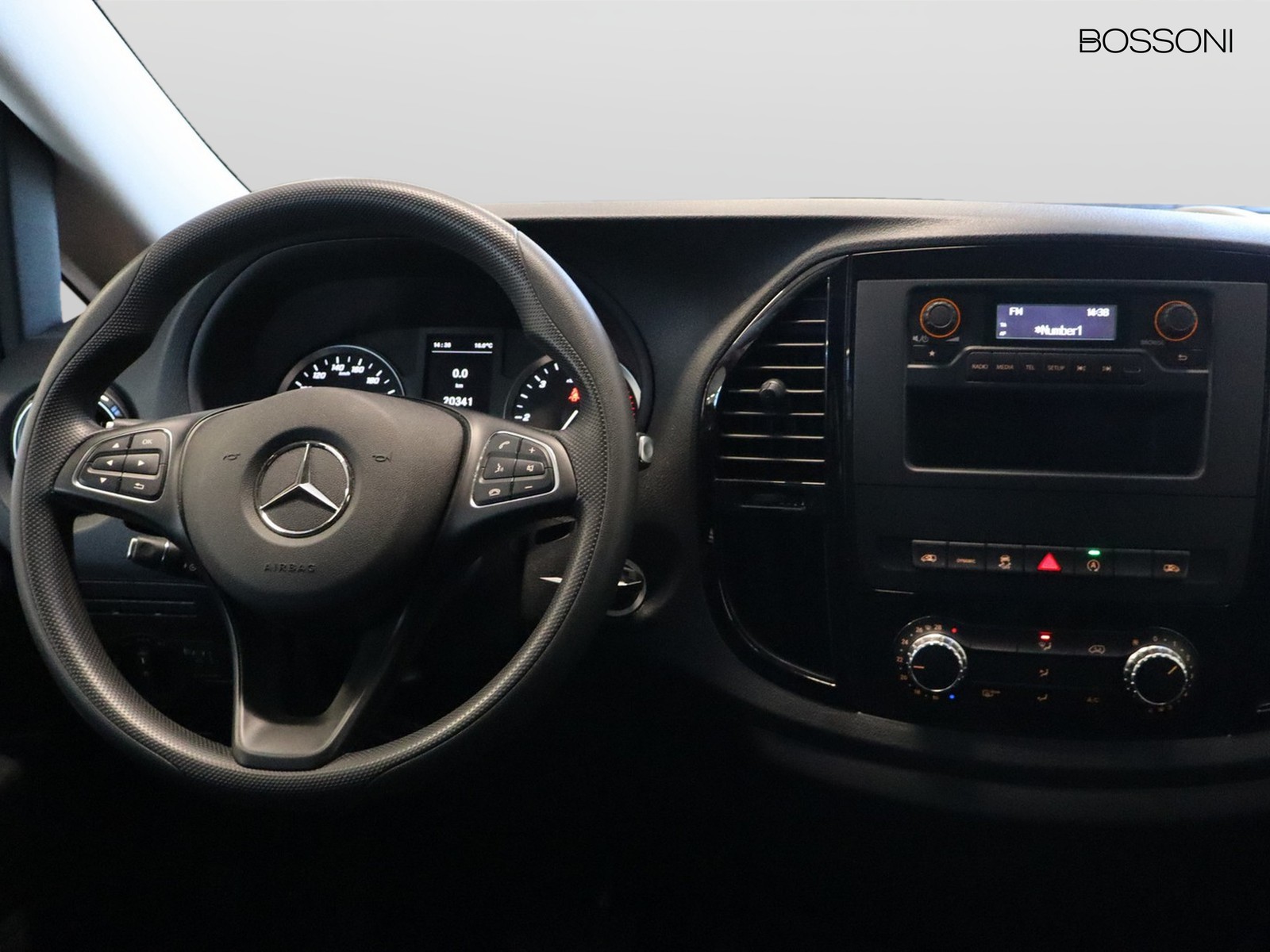 10 - Mercedes Vans Vito 114 cdi extralong tourer pro auto my20