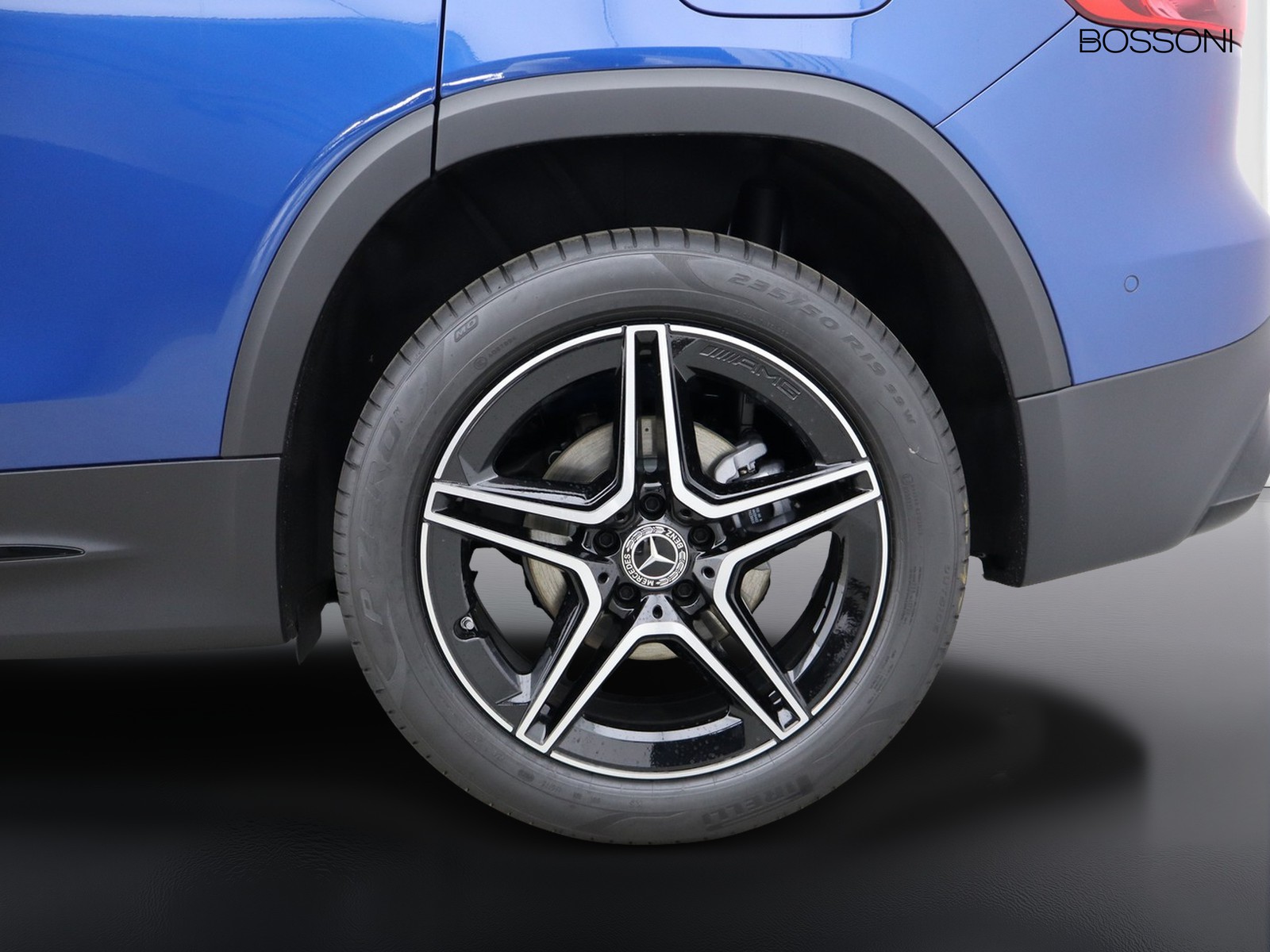 4 - Mercedes GLB 200 d amg line premium 4matic 8g-dct