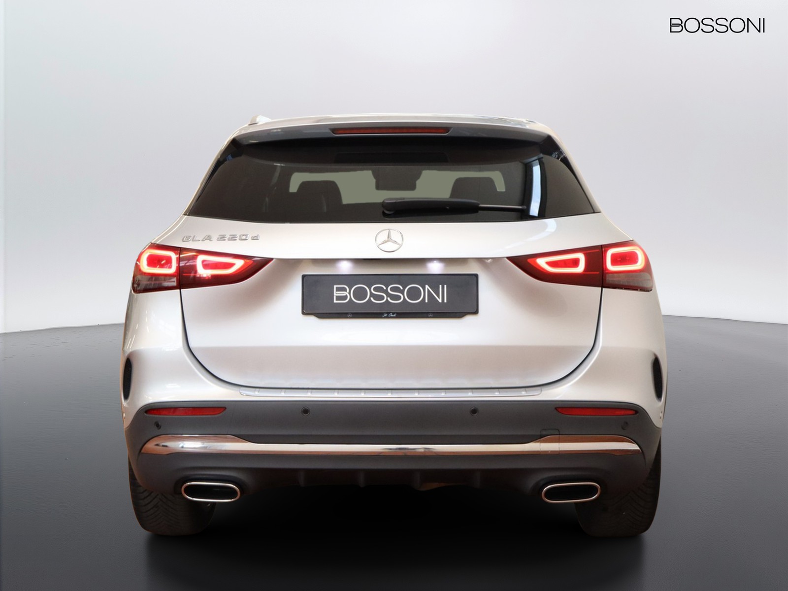6 - Mercedes GLA 220 d premium 8g-dct