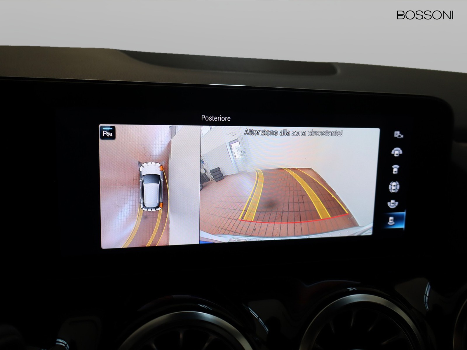 11 - Mercedes GLA 220 d premium 8g-dct
