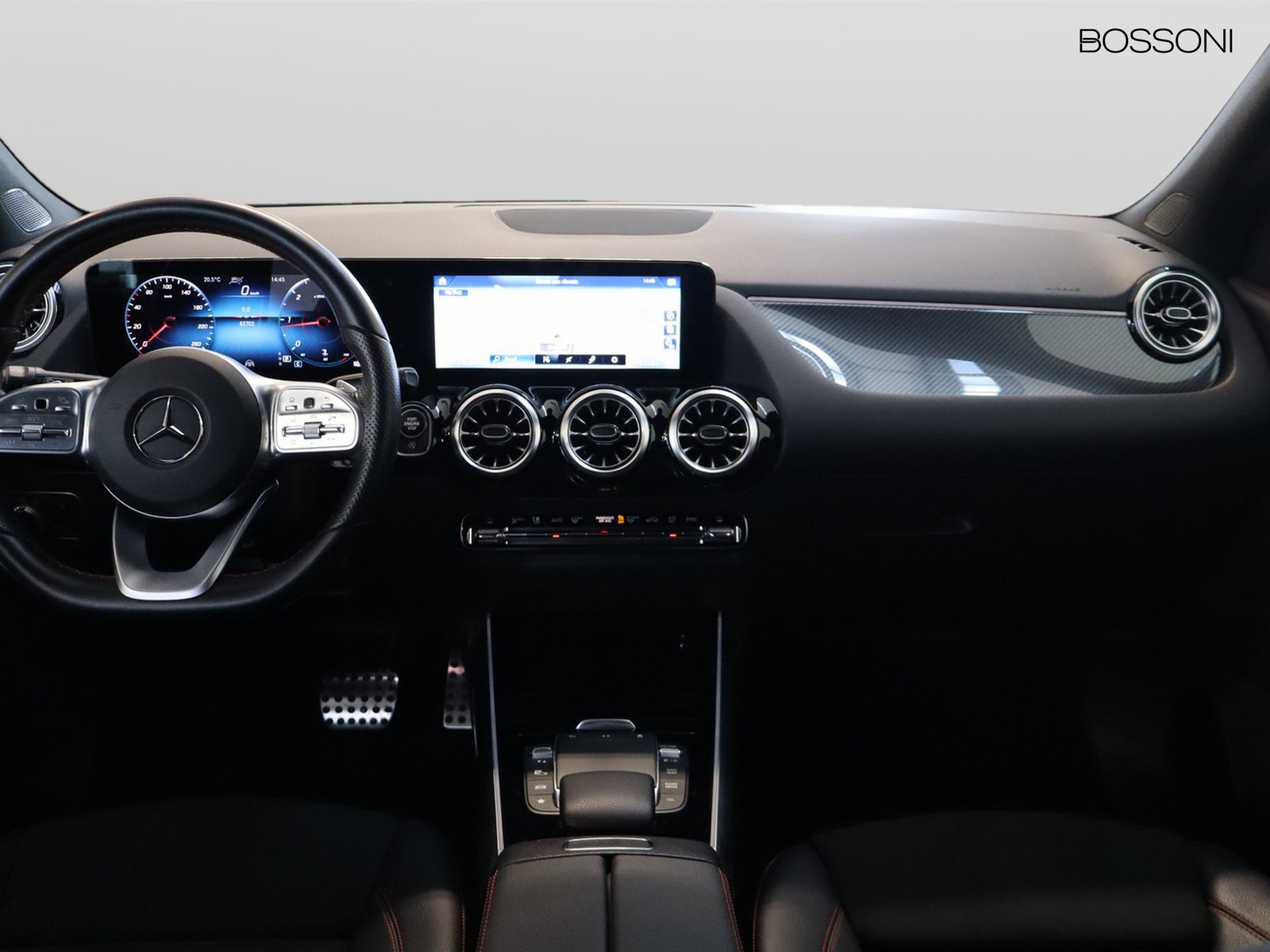 14 - Mercedes GLA 220 d premium 8g-dct