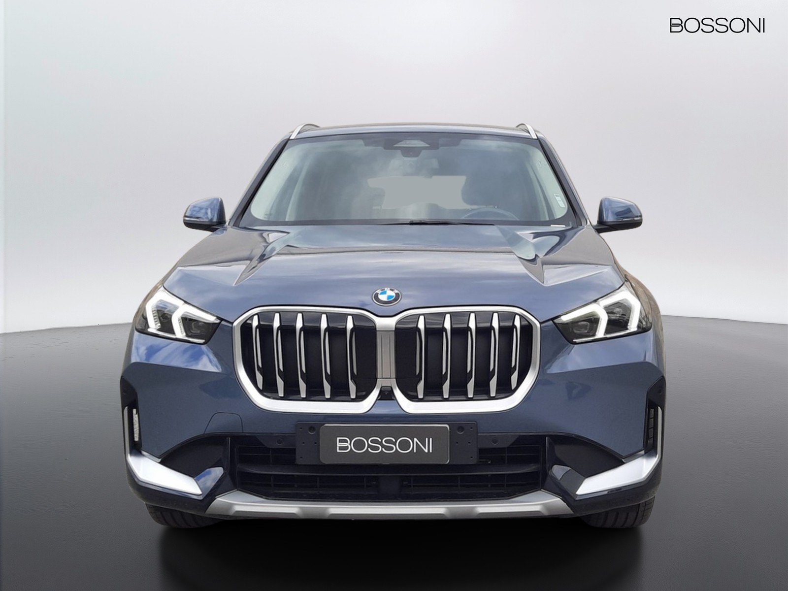 2 - BMW X1 20d mild hybrid 48v xdrive x-line dct