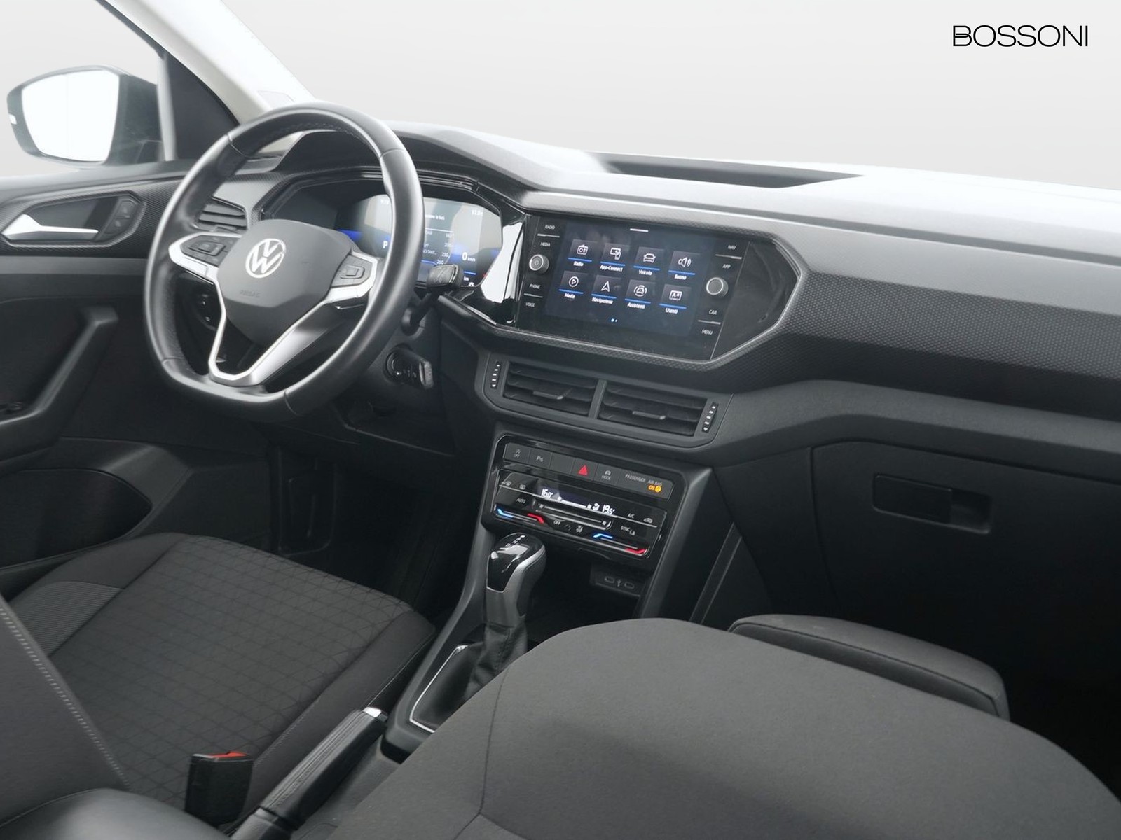 6 - Volkswagen T-Cross 1.0 tsi 110cv sport dsg