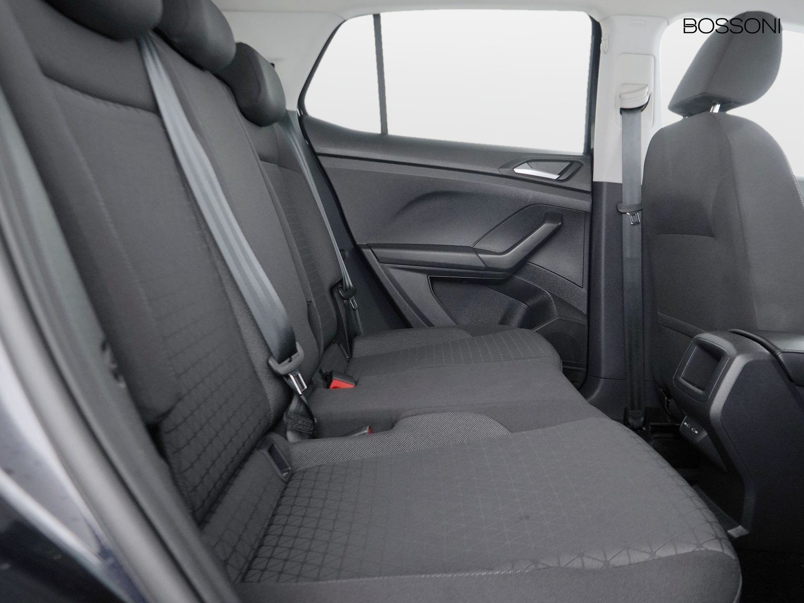 9 - Volkswagen T-Cross 1.0 tsi 110cv sport dsg