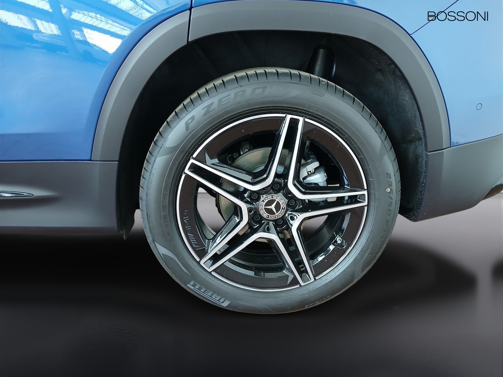 4 - Mercedes GLB 200 d amg line premium 8g-dct