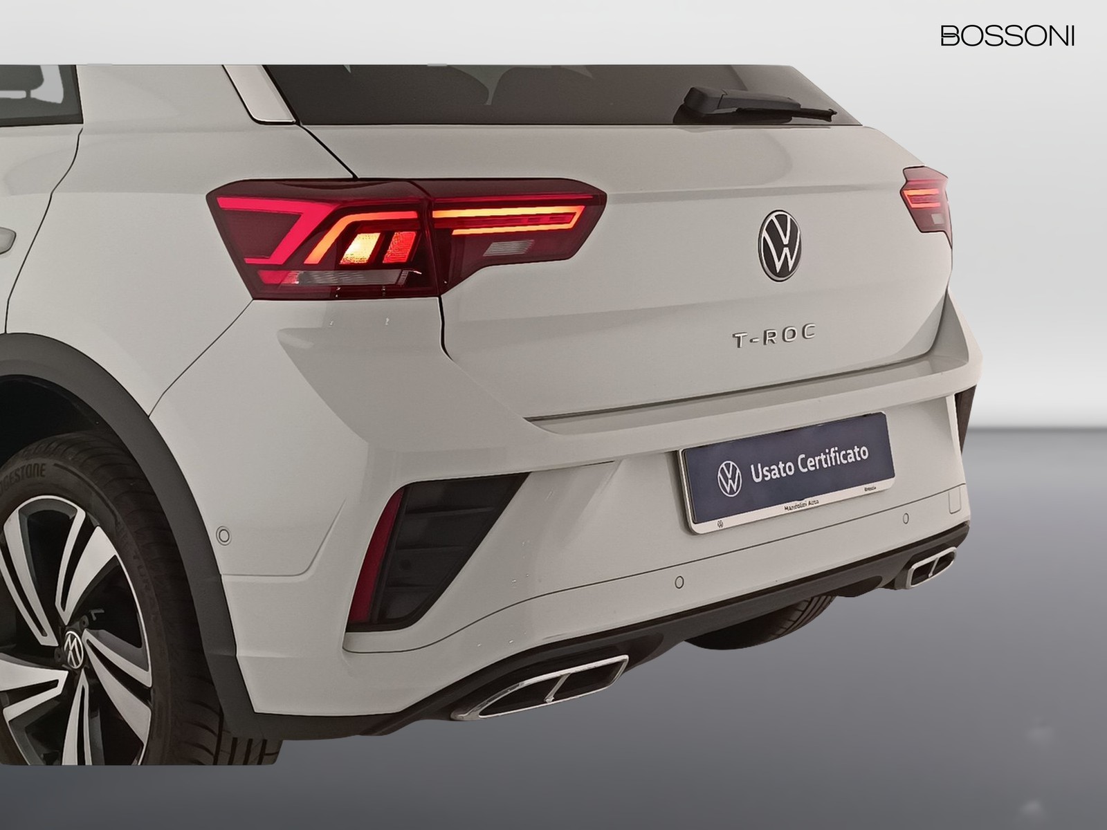 14 - Volkswagen T-Roc 2.0 tdi scr 115cv r-line plus