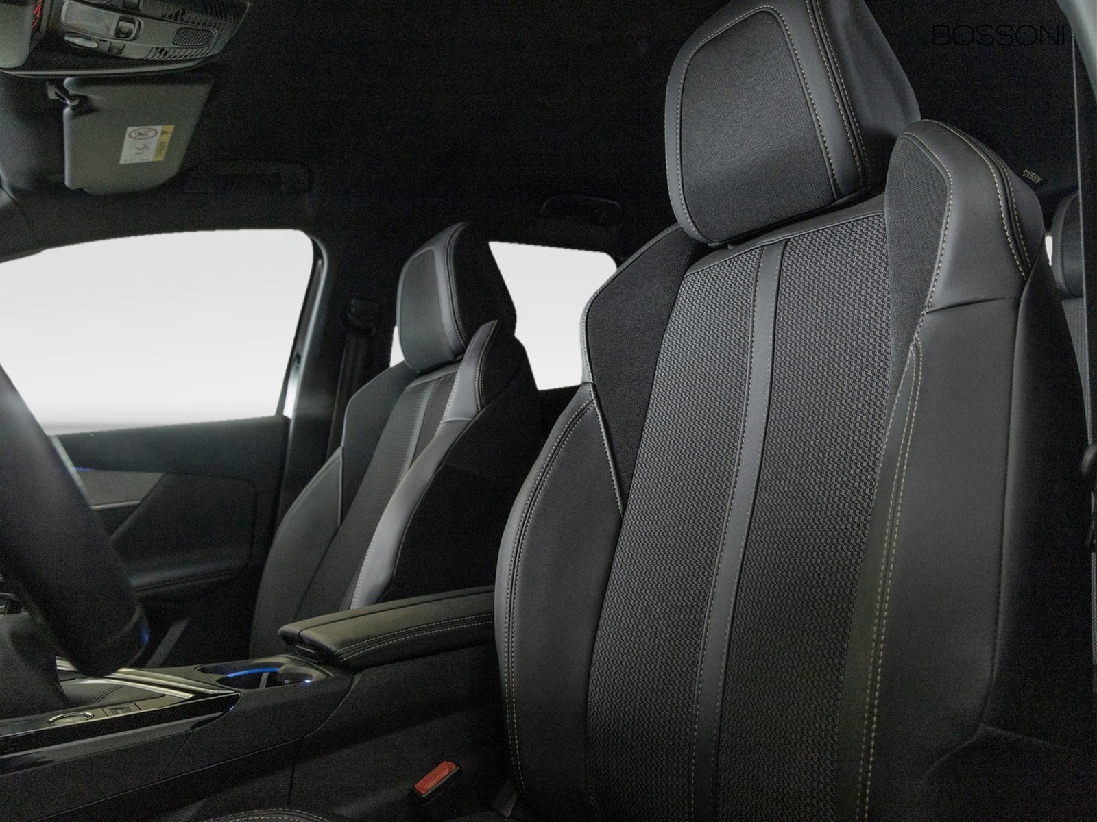 8 - Peugeot 3008 1.2 puretech turbo gt s&s