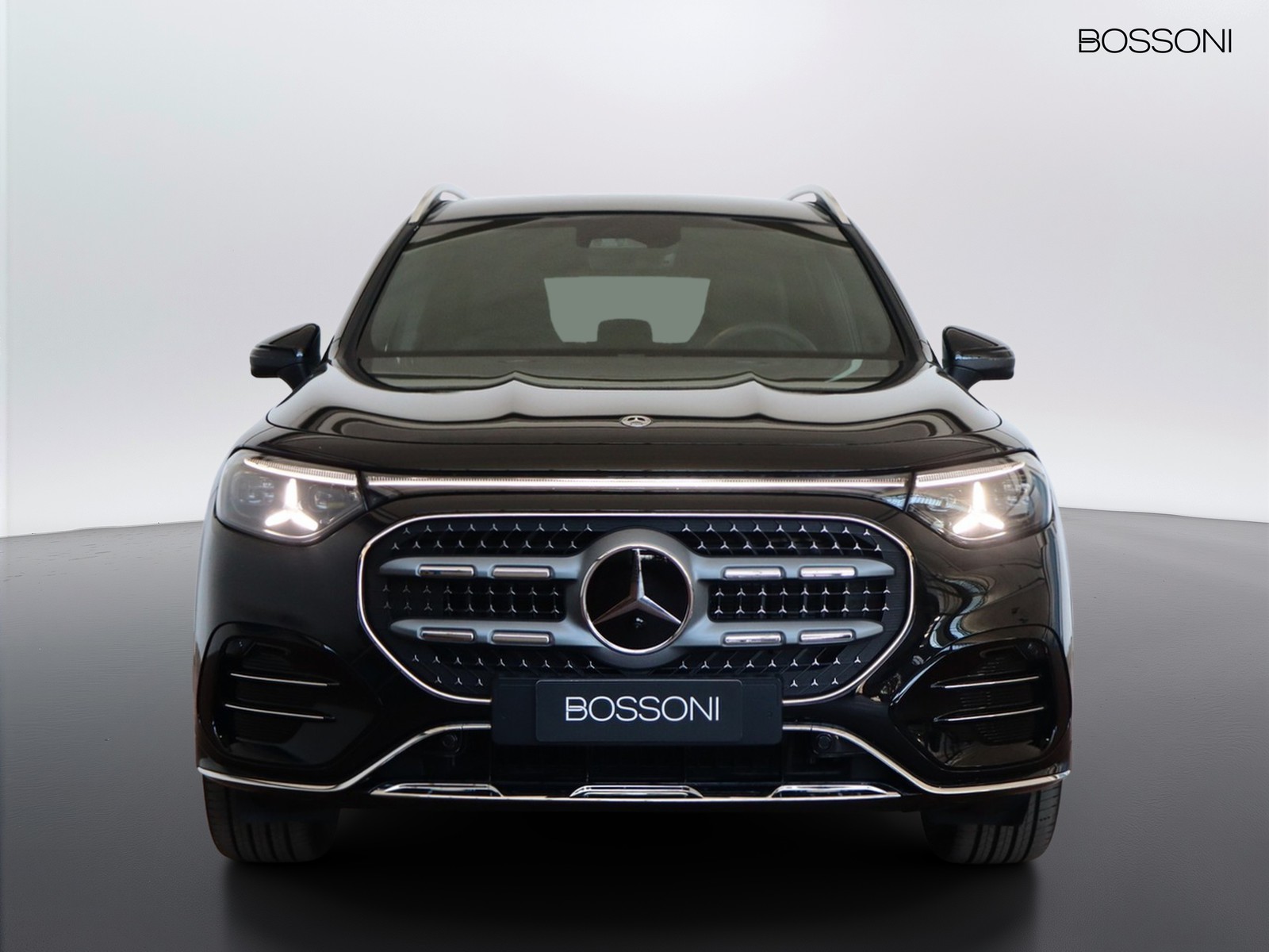 2 - Mercedes GLB 200 advanced plus 4matic 8g-edct