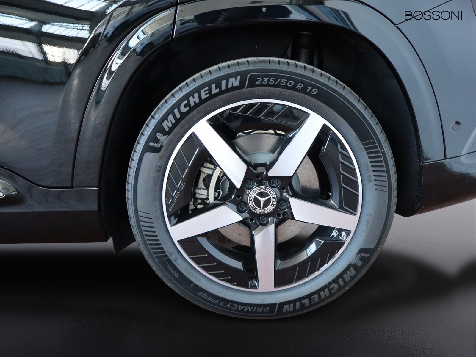 4 - Mercedes GLB 200 advanced plus 4matic 8g-edct