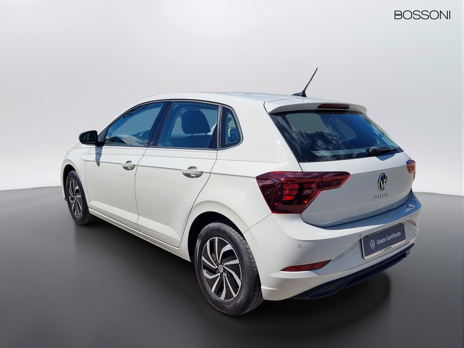 4 - Volkswagen Polo 1.0 tsi 95cv life dsg