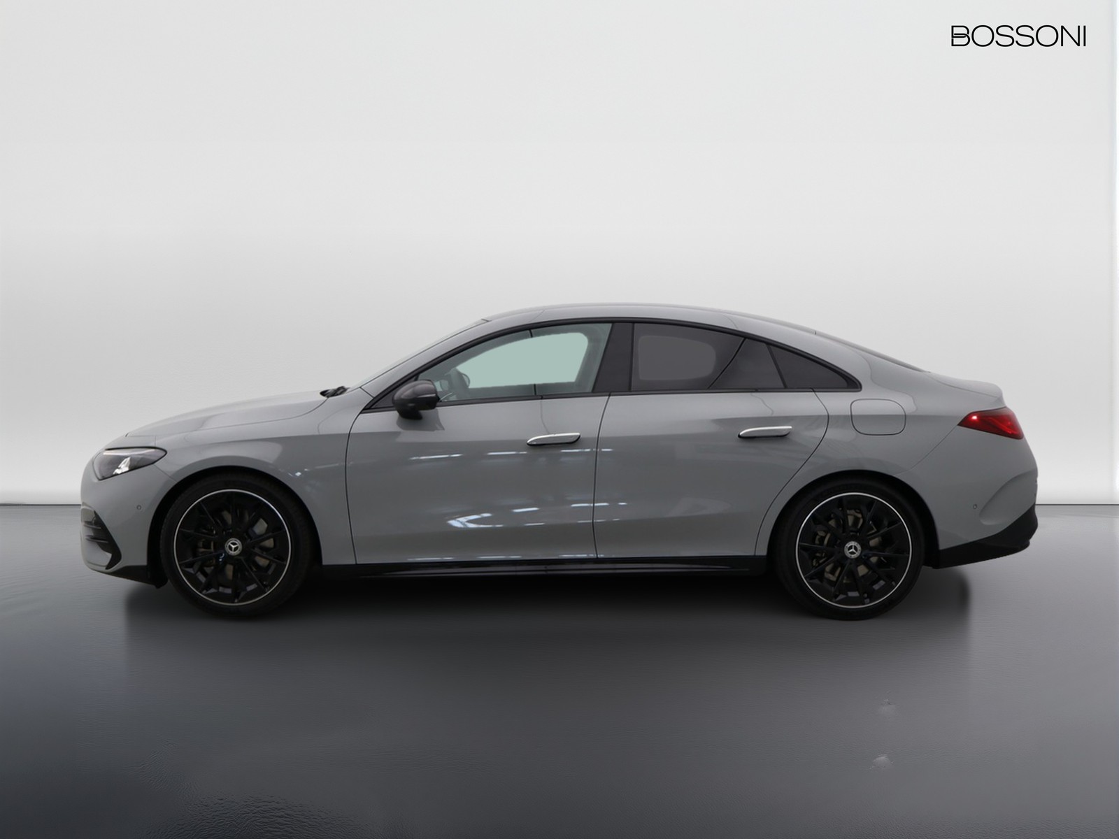 3 - Mercedes CLA 220 premium 4matic auto