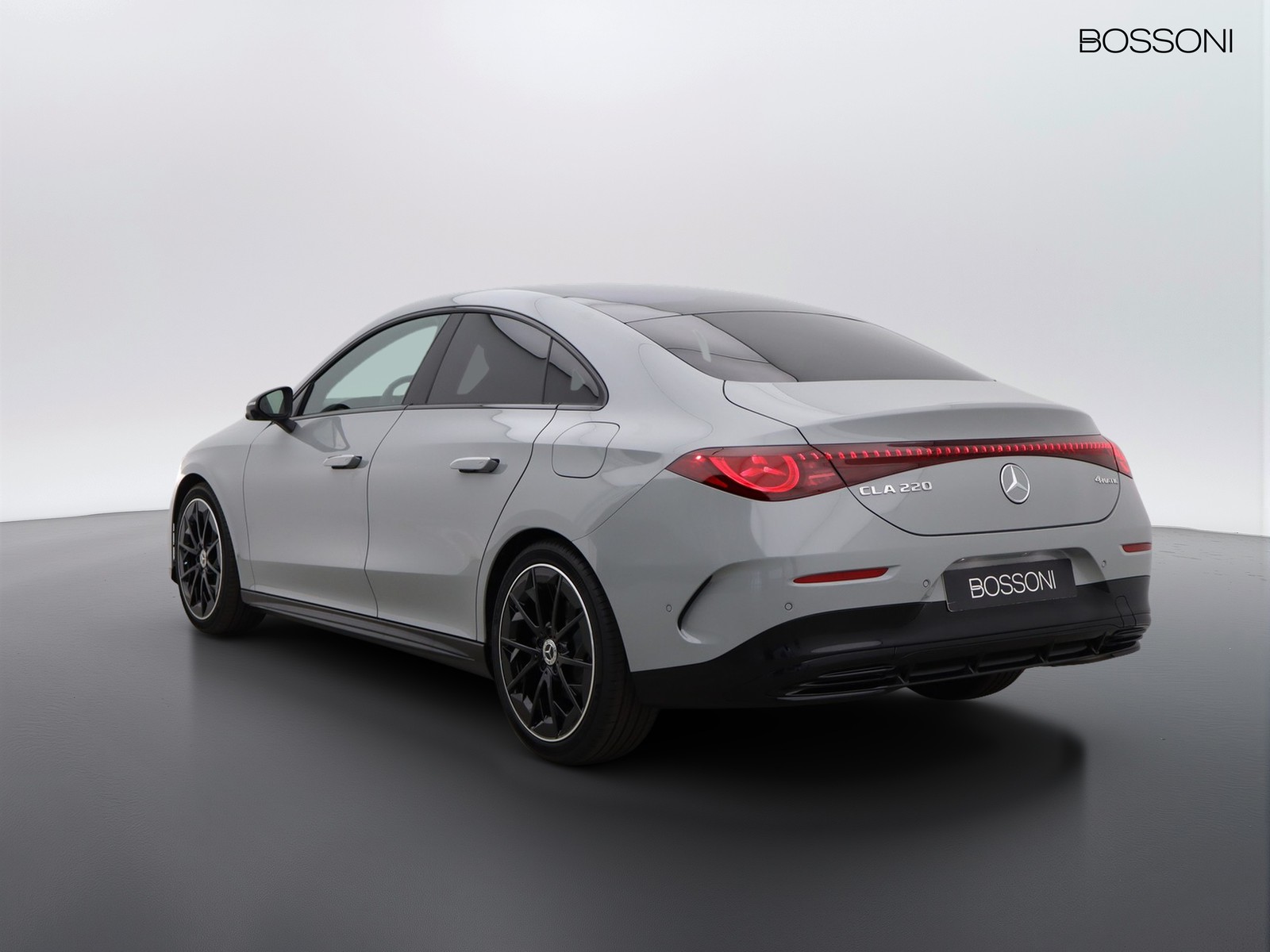 5 - Mercedes CLA 220 premium 4matic auto