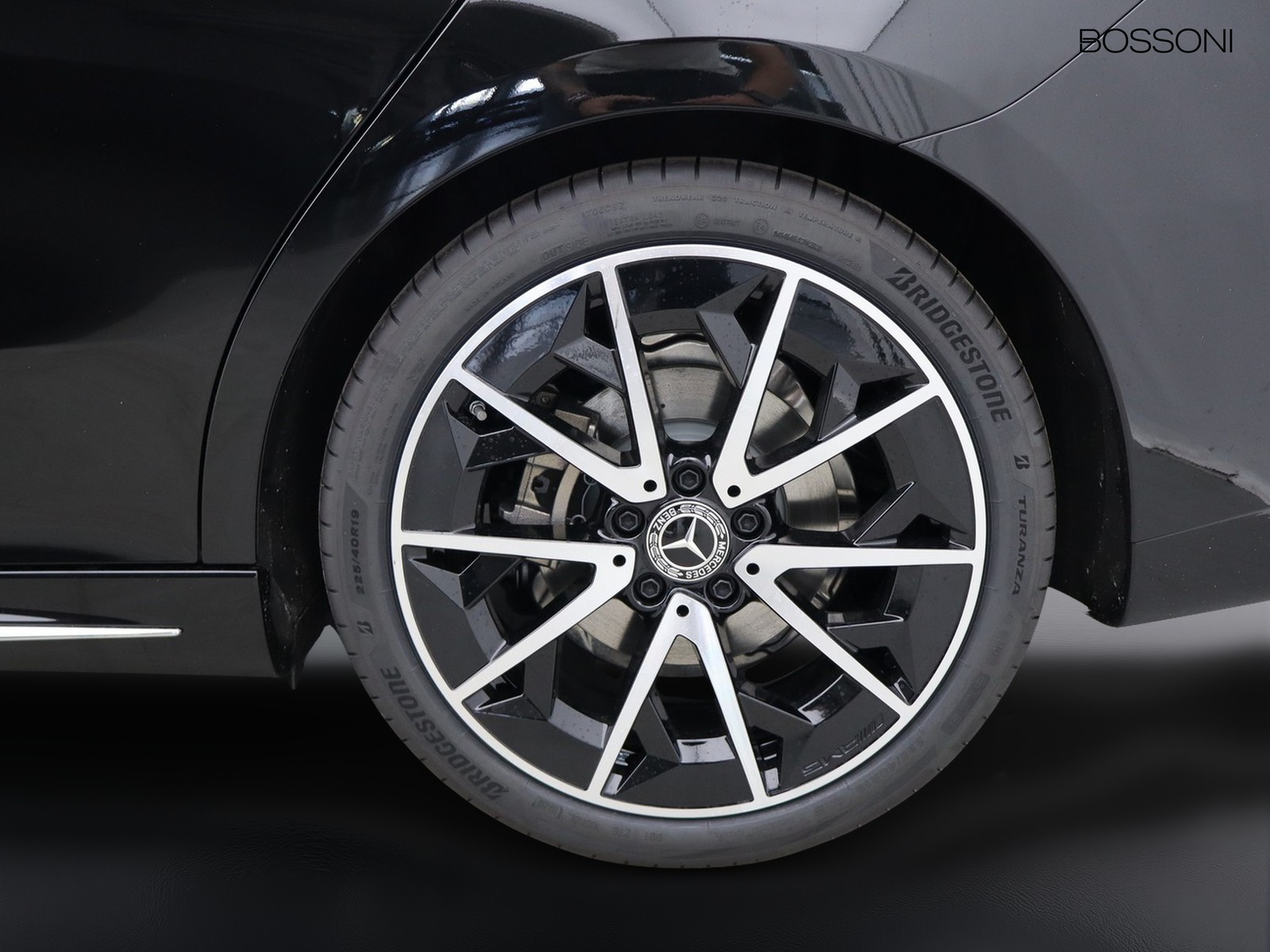 4 - Mercedes CLA shooting brake 200 advanced plus auto