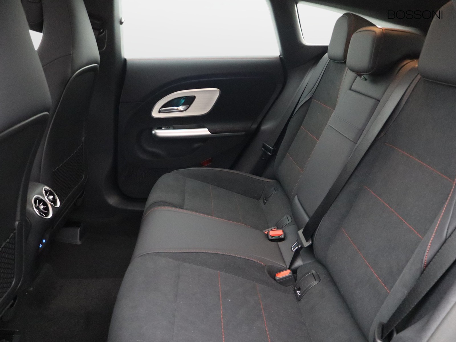 8 - Mercedes CLA shooting brake 200 advanced plus auto