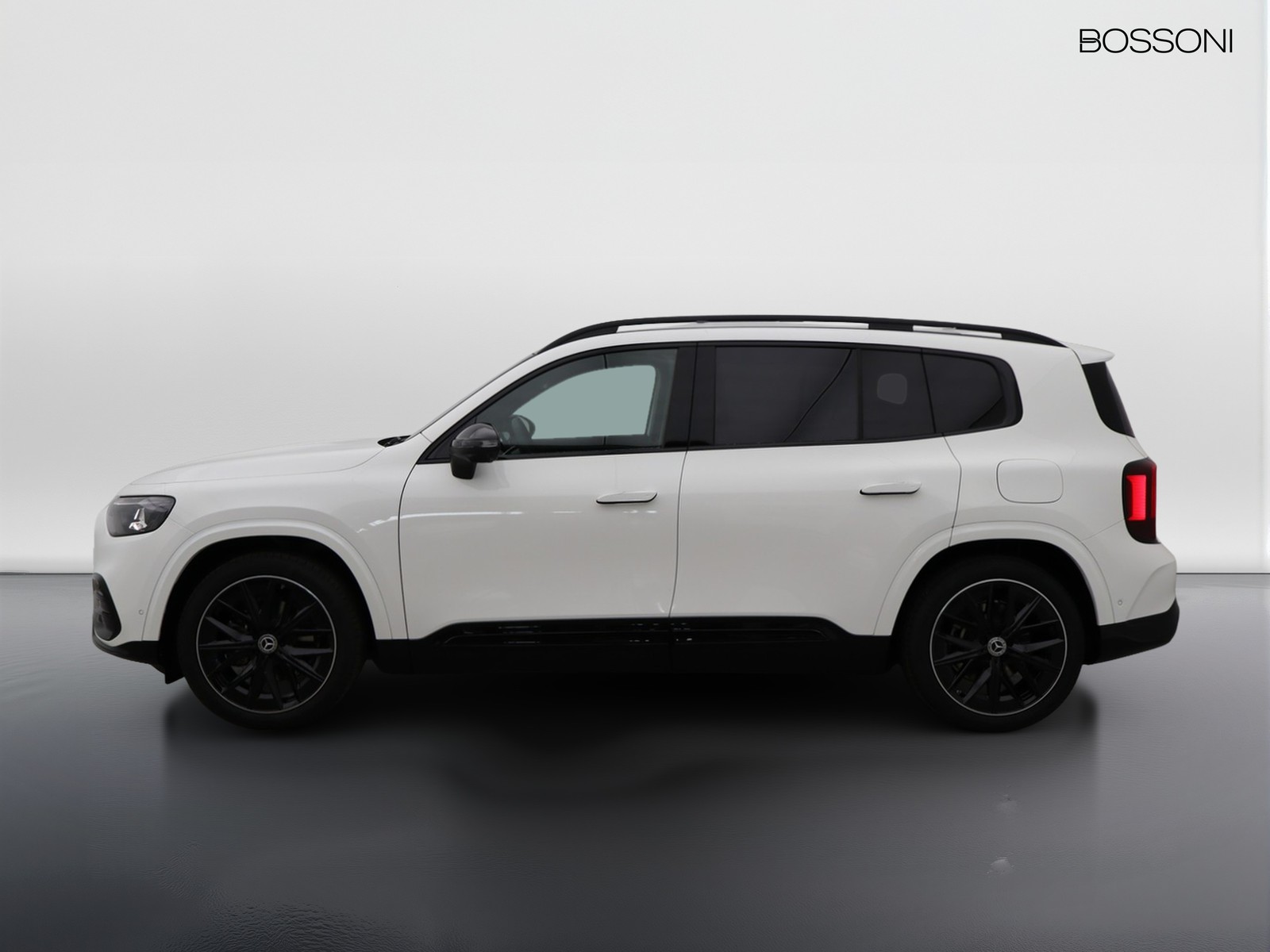 3 - Mercedes GLB 220 advanced plus 4matic 8g-edct