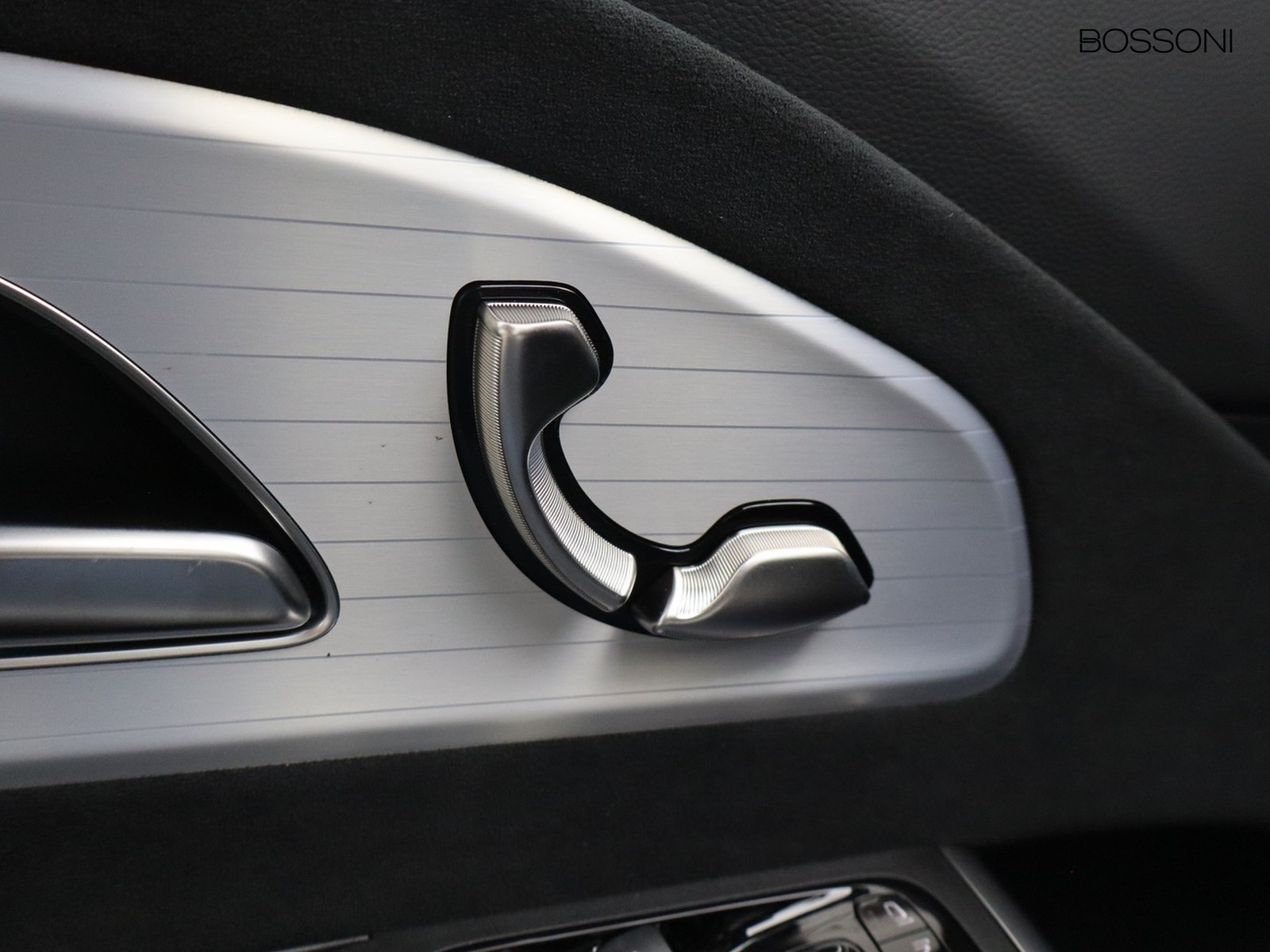15 - Mercedes CLA shooting brake 220 premium 4matic auto