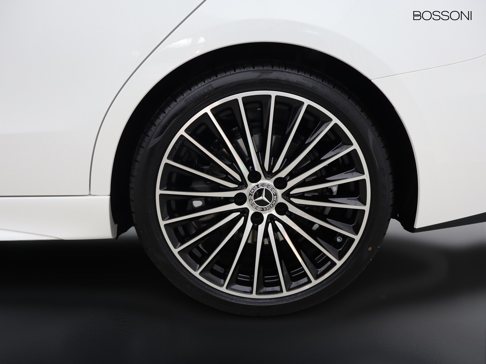 4 - Mercedes Classe C berlina 200 mild hybrid amg line advanced 9g-tronic