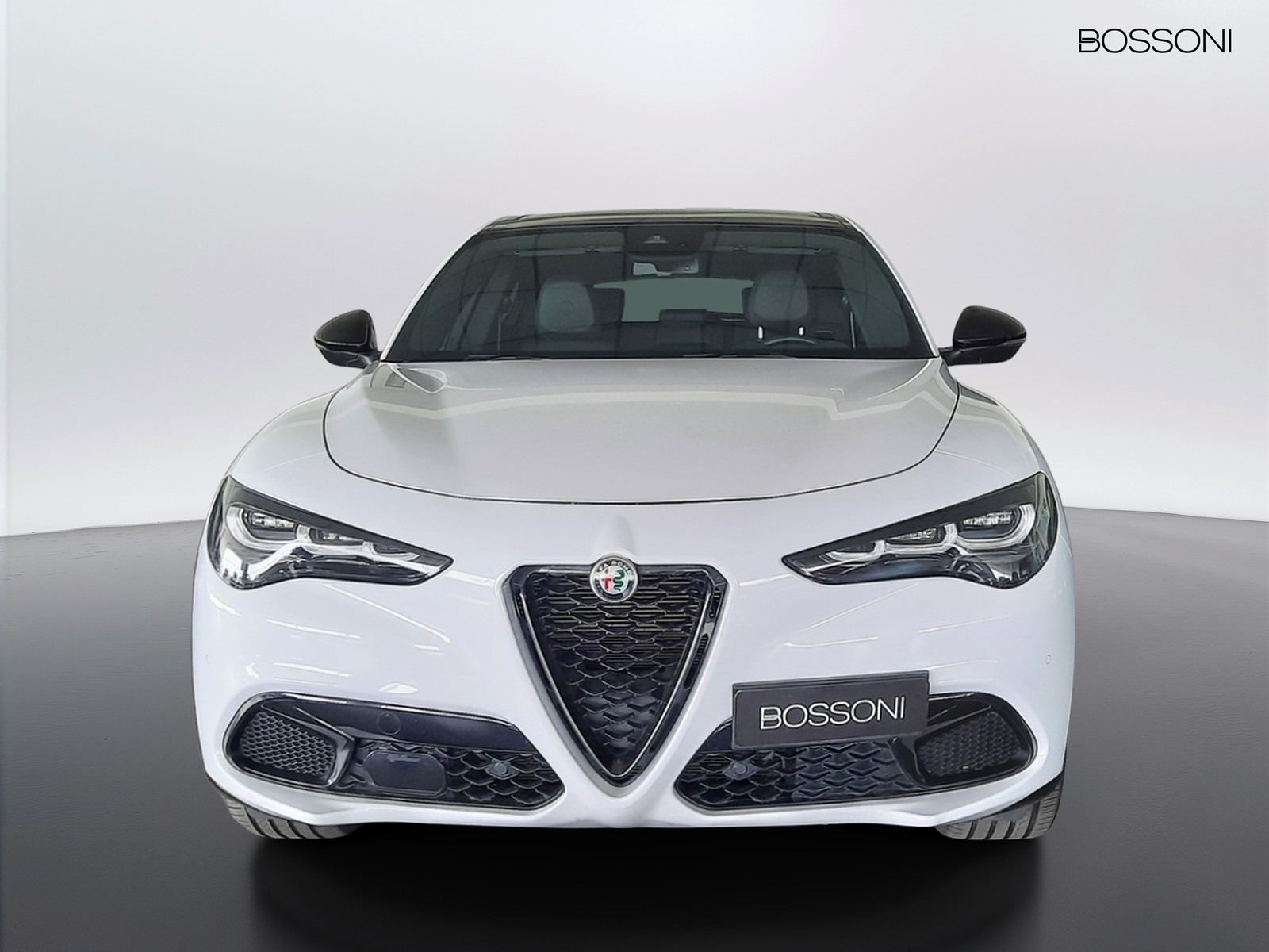 2 - Alfa Romeo Stelvio 2.2 turbo 210cv veloce q4 at8