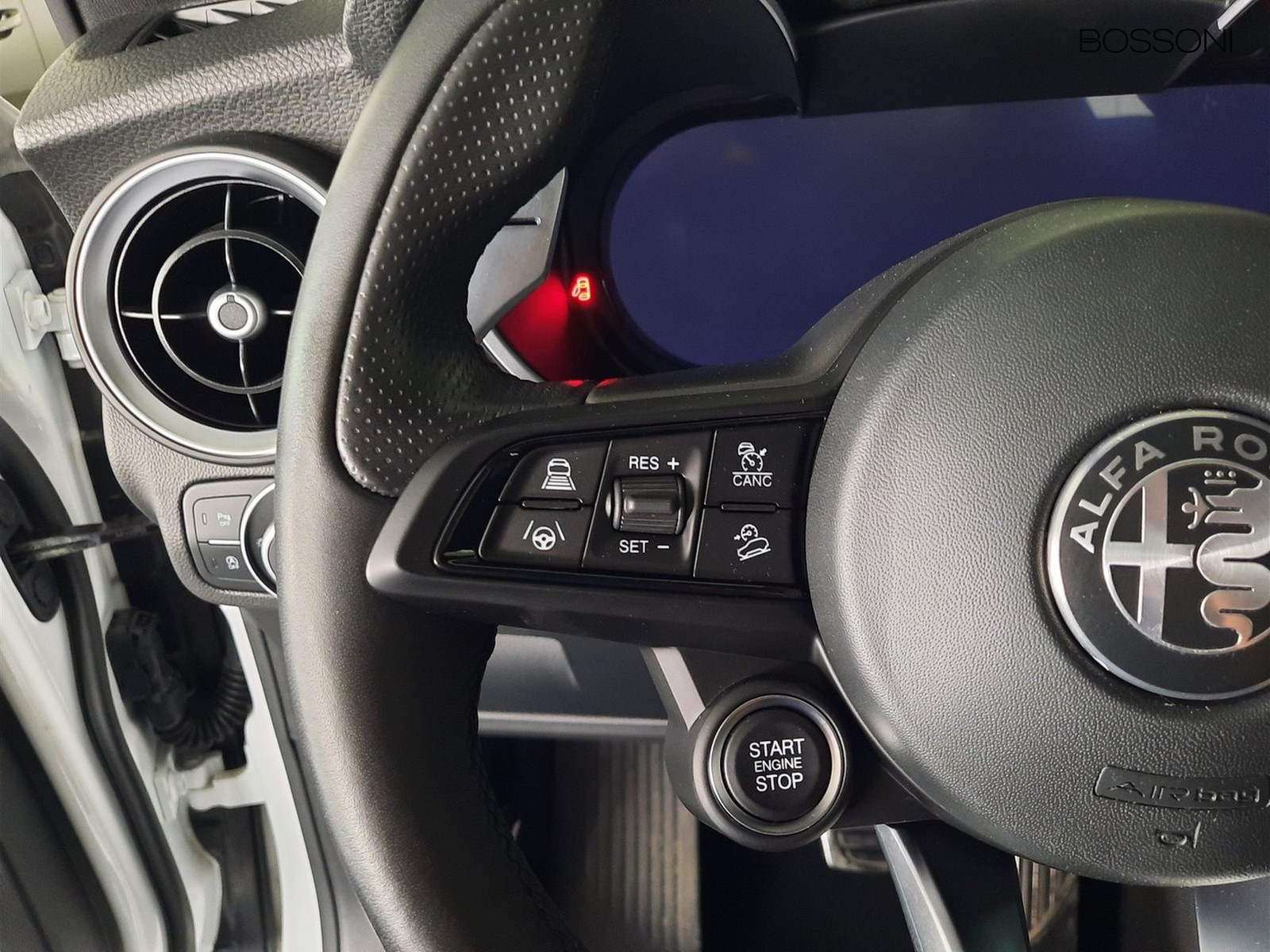 17 - Alfa Romeo Stelvio 2.2 turbo 210cv veloce q4 at8