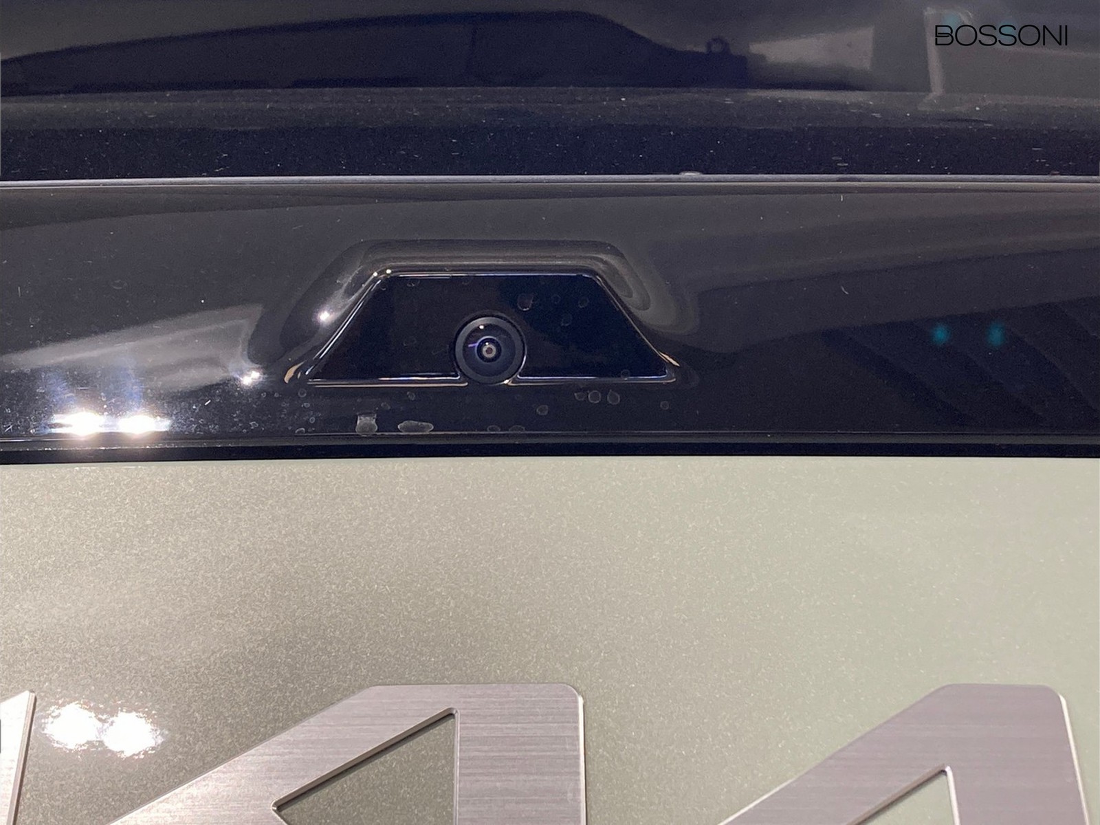 24 - Kia EV3 81,4 kwh earth