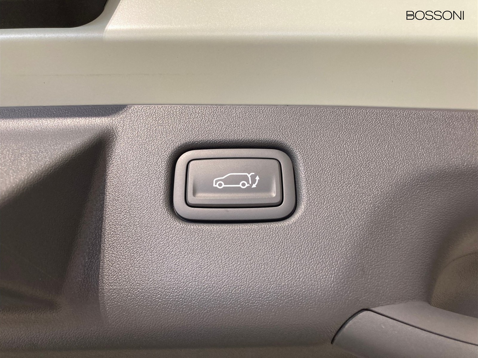 27 - Kia EV3 81,4 kwh earth