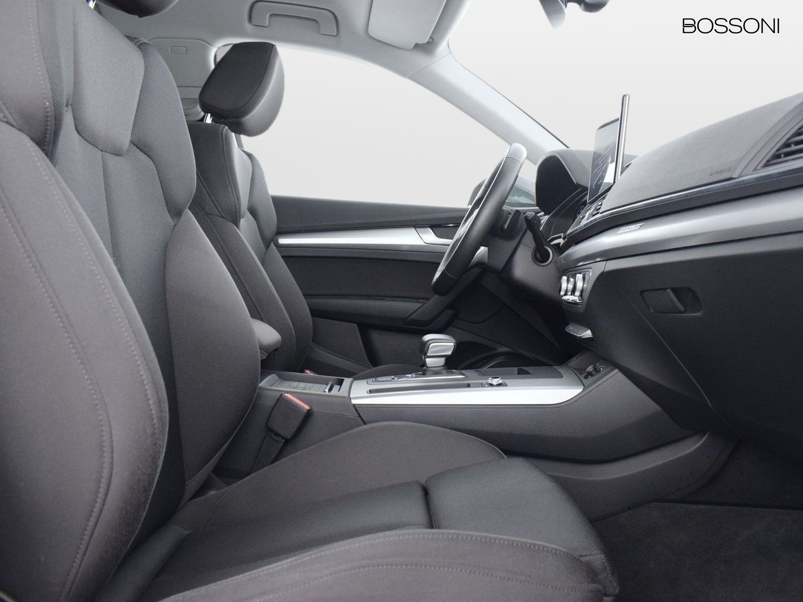 16 - Audi Q5 sportback 40 2.0 tdi mhev 12v s line quattro s tronic
