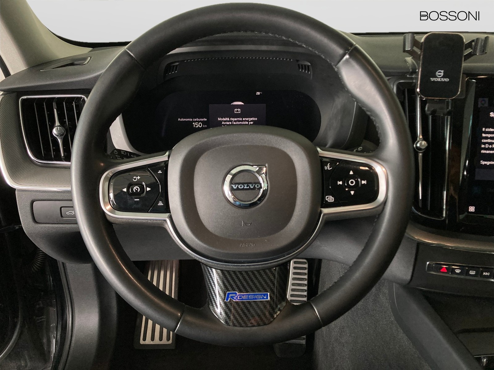 11 - Volvo XC60 2.0 b4 plus dark awd automatico