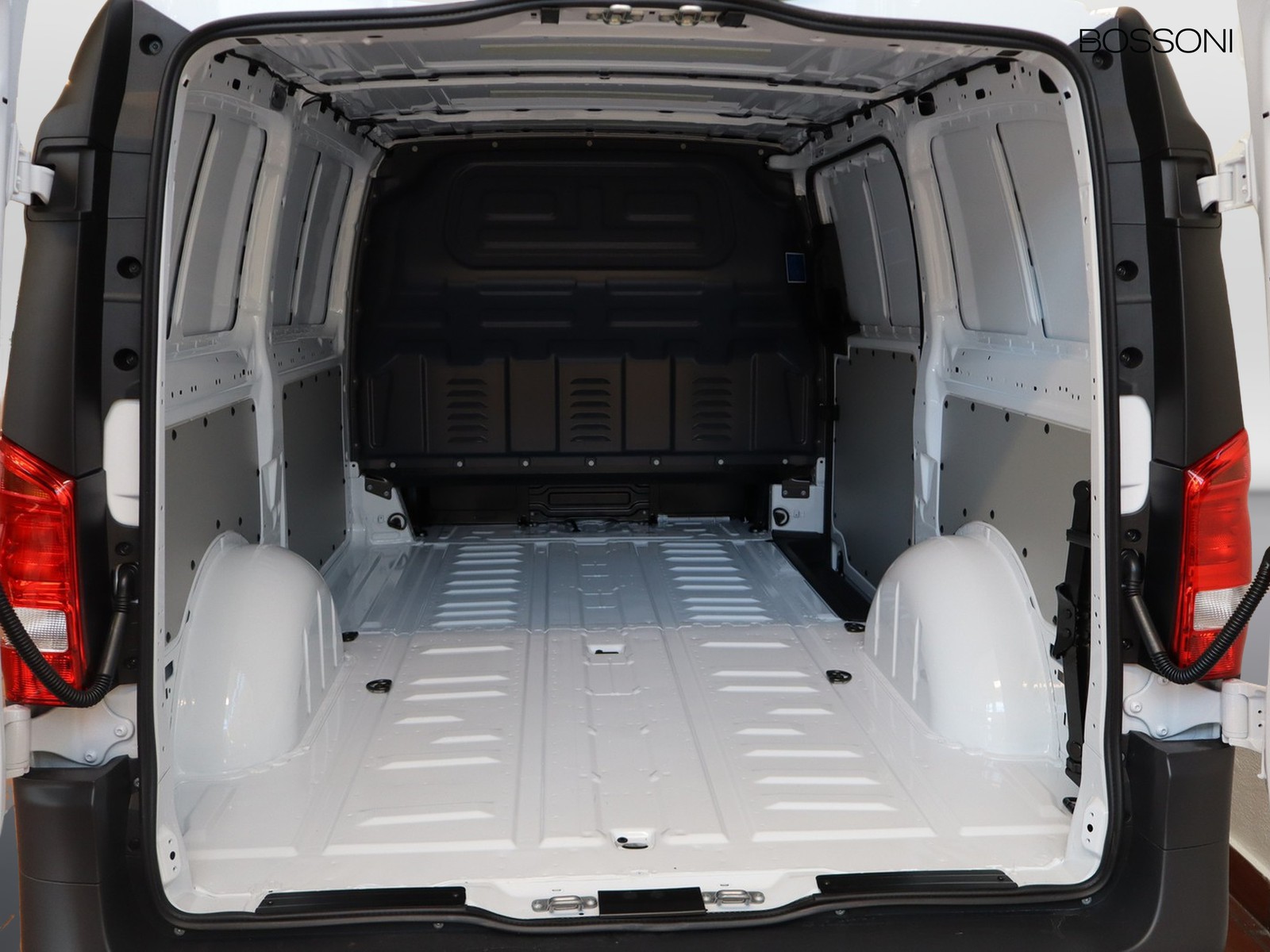 14 - Mercedes Vans Vito furgone 110 cdi long pro