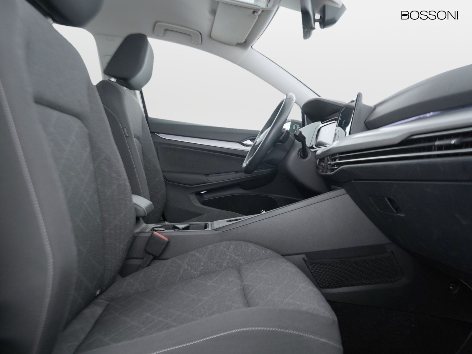8 - Volkswagen Golf variant 1.0 etsi evo 110cv life dsg