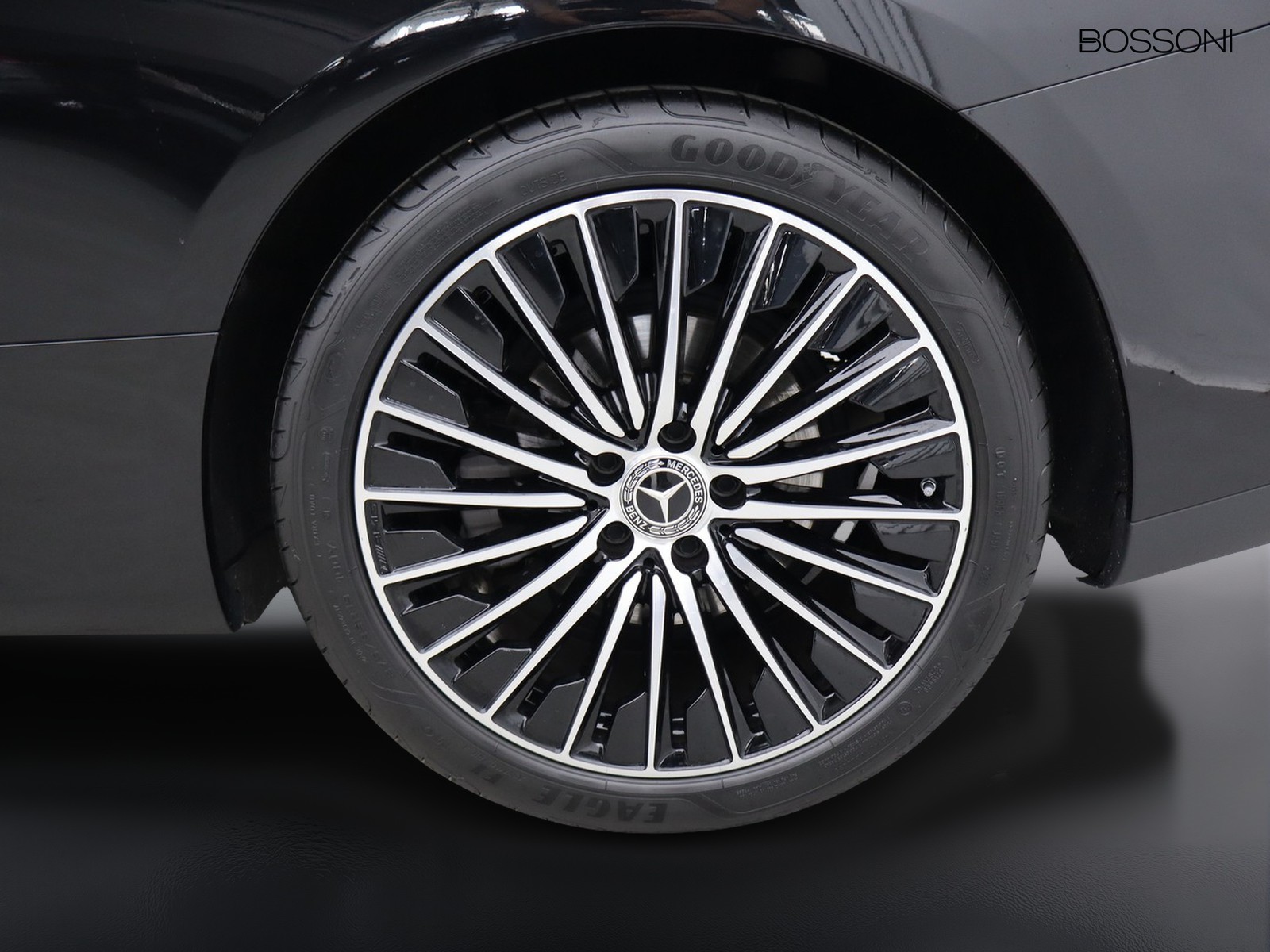 4 - Mercedes CLE coupe 220 d amg line advanced plus 9g-tronic plus