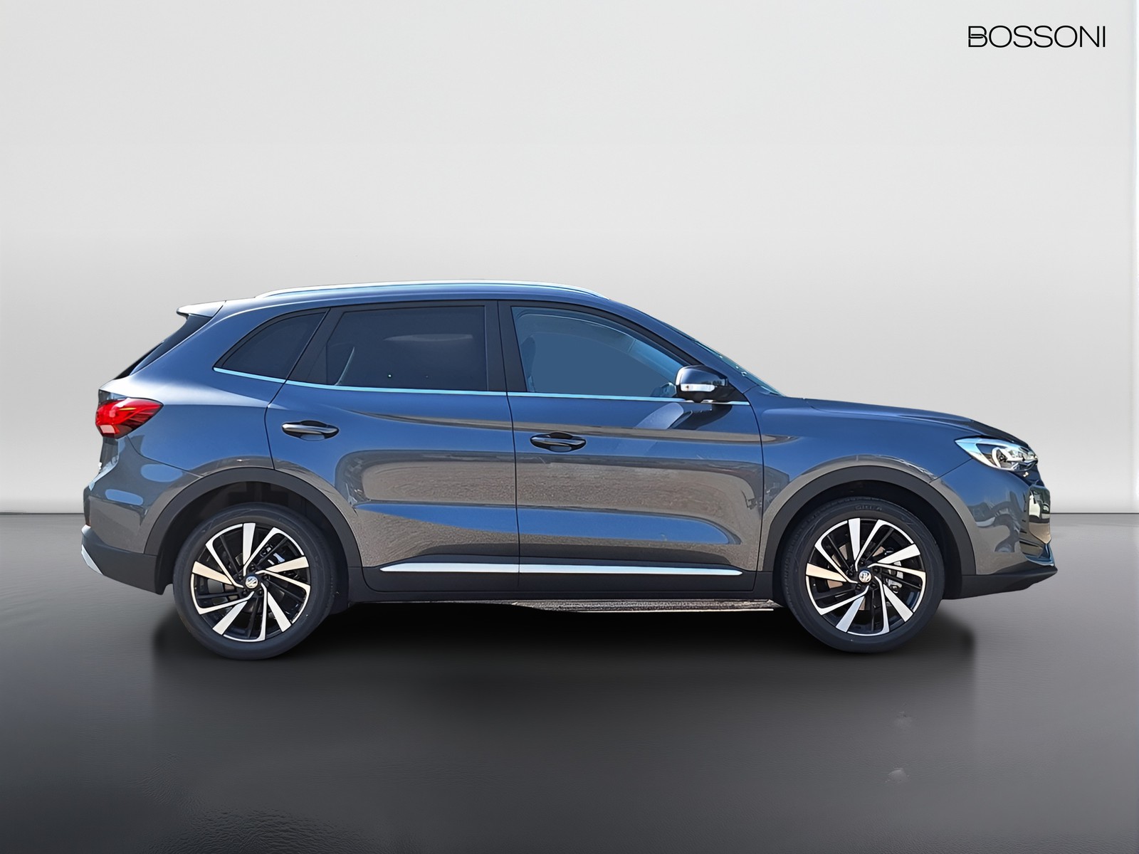 4 - Mg ZS 1.5 hybrid+ luxury auto