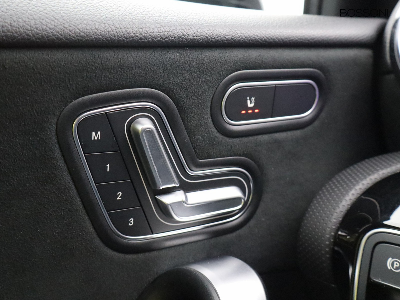 16 - Mercedes Classe A 180 amg line advanced plus 7g-dct