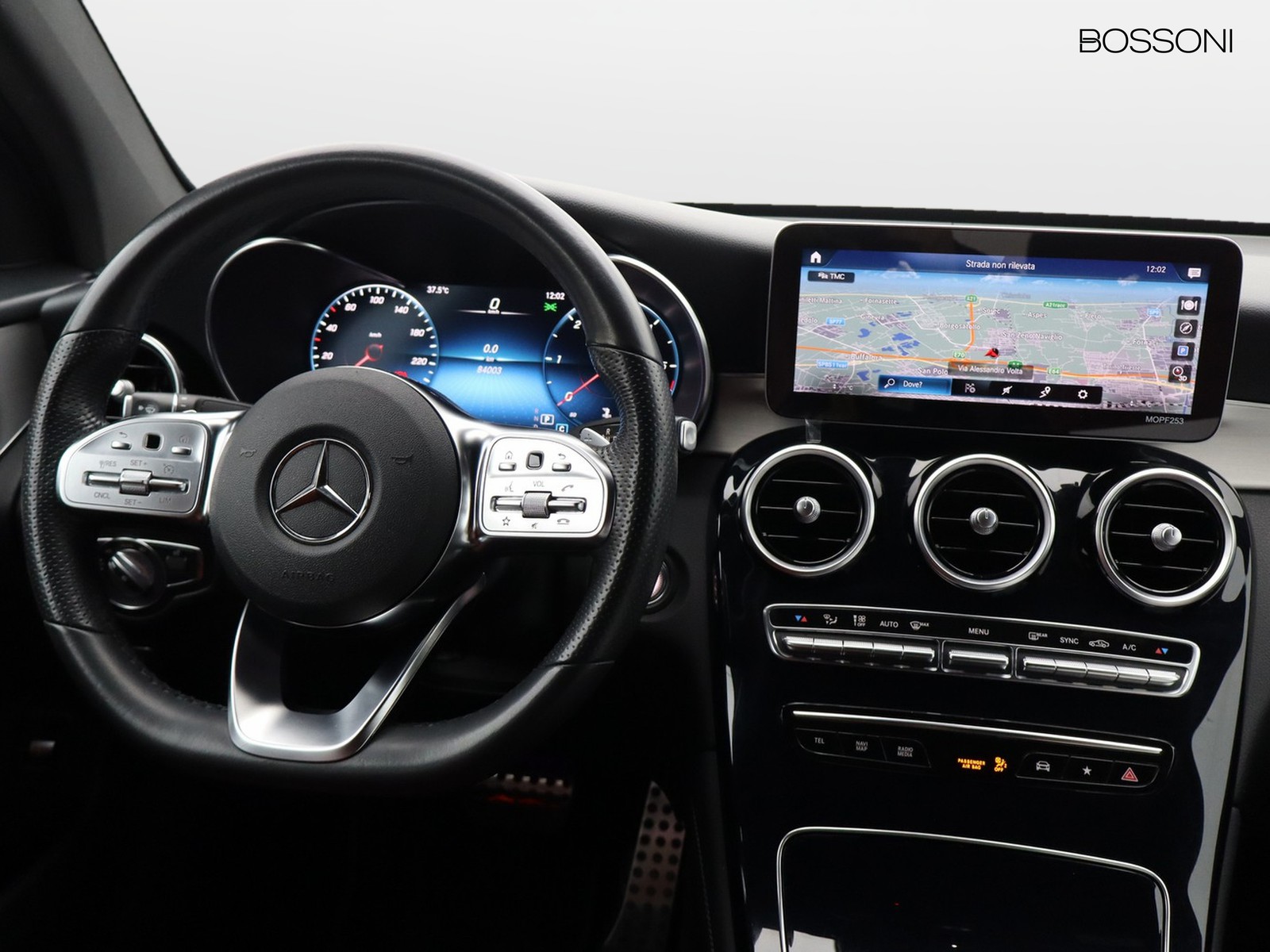 12 - Mercedes GLC coupe 200 d premium 4matic 9g-tronic plus