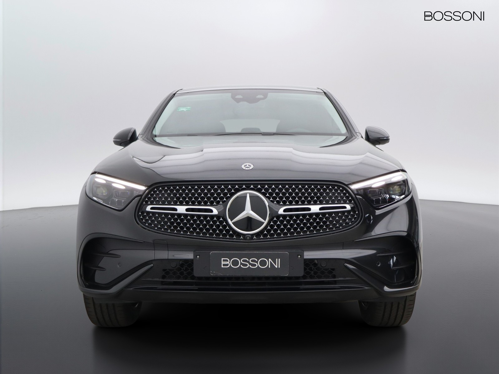 2 - Mercedes GLC coupe 300 de plug in hybrid amg line premium tech 4matic 9g-tronic