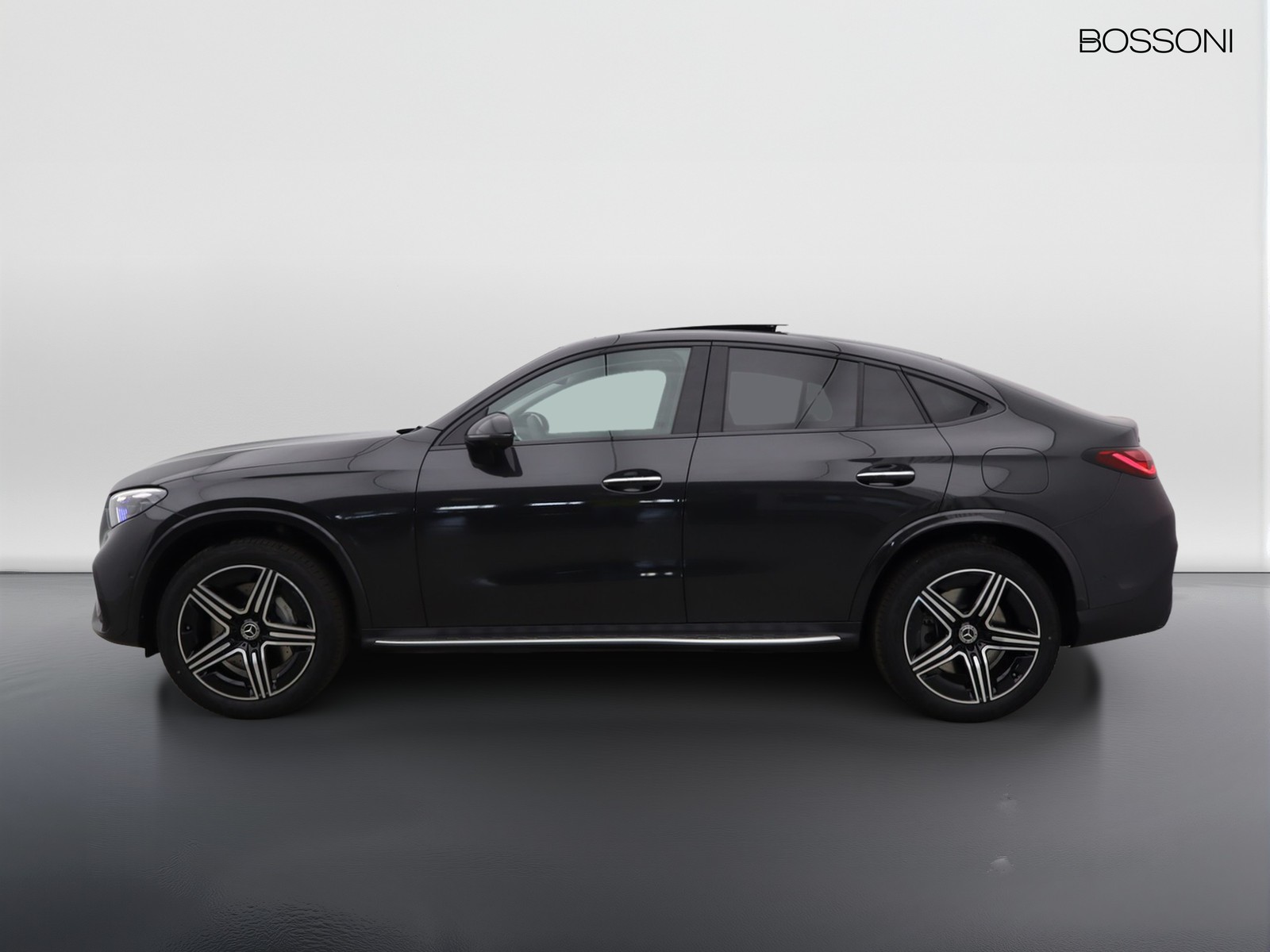 3 - Mercedes GLC coupe 300 de plug in hybrid amg line premium tech 4matic 9g-tronic