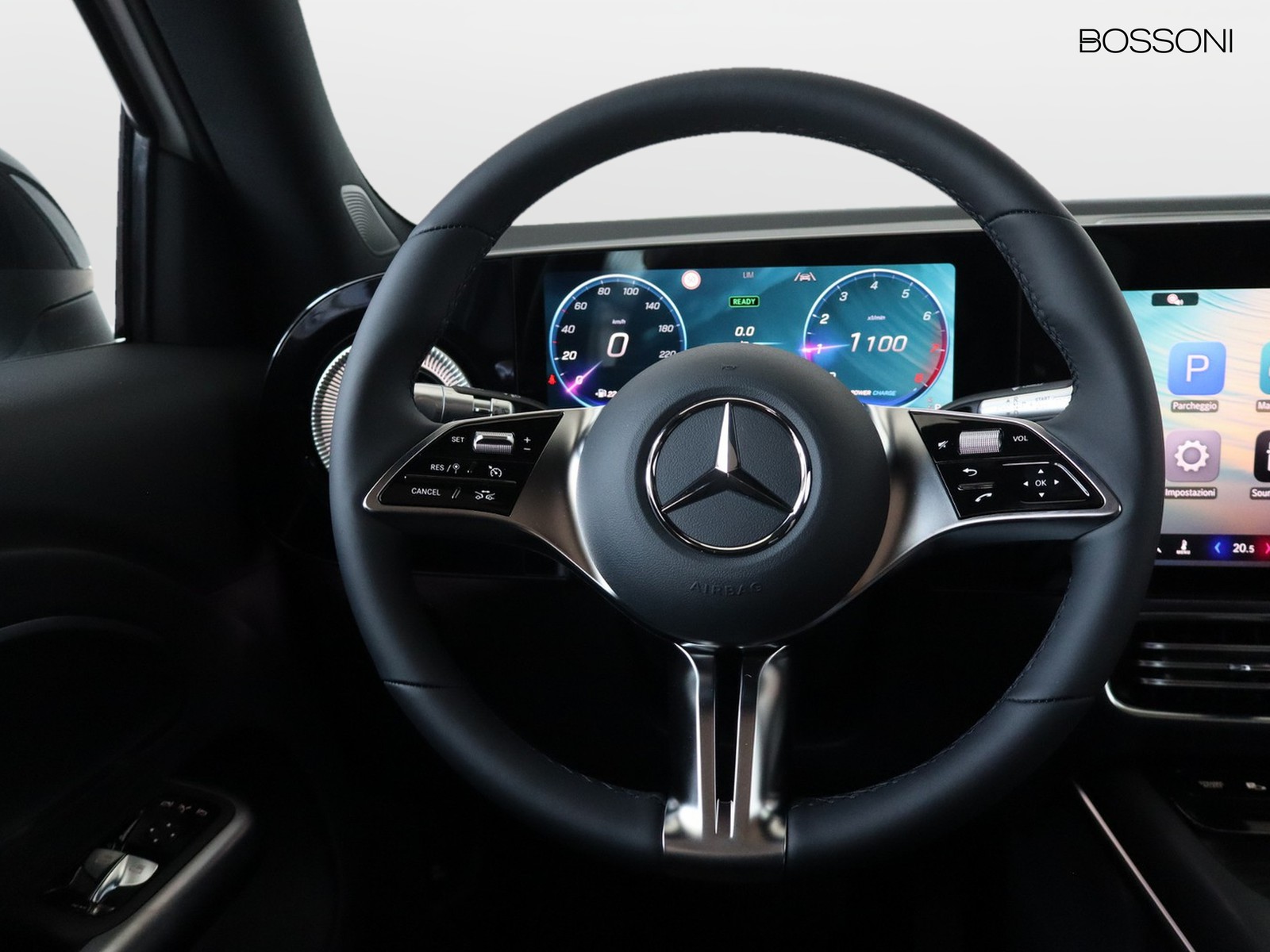 15 - Mercedes GLB 200 advanced plus 8g-edct