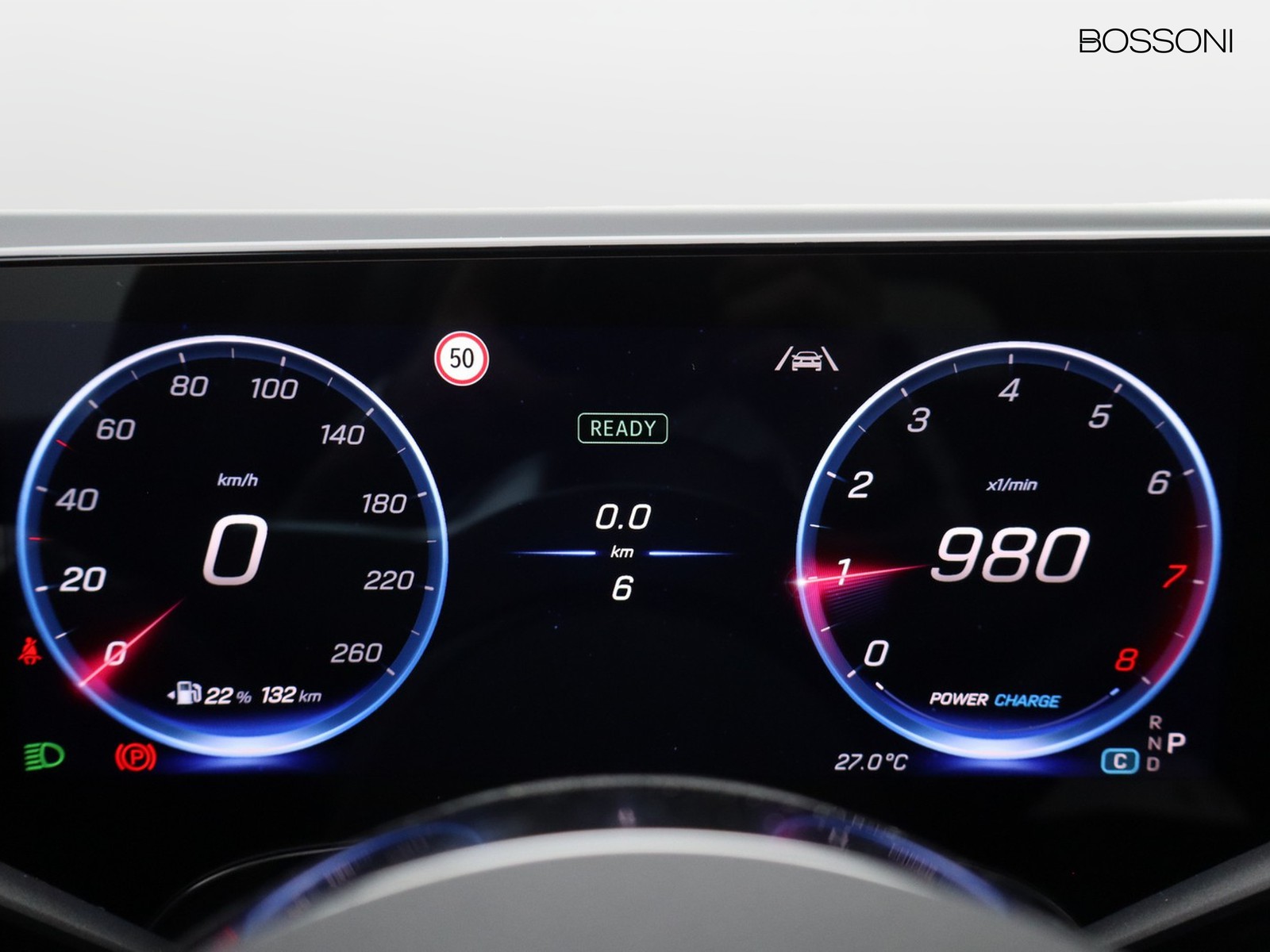 9 - Mercedes GLB 200 advanced plus 8g-edct