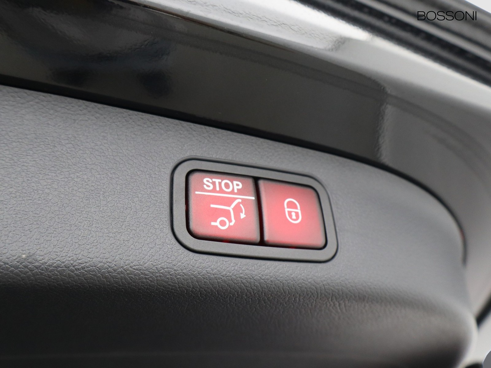 17 - Mercedes GLB 200 advanced plus 8g-edct