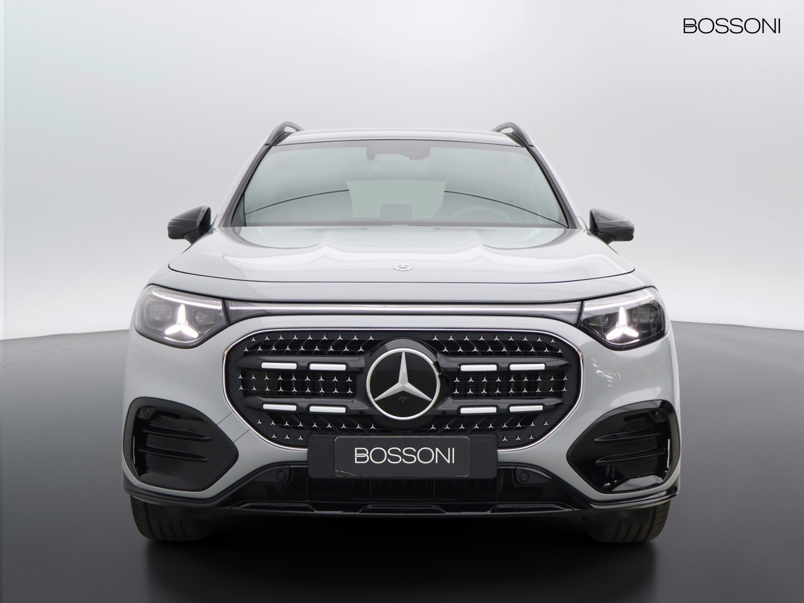2 - Mercedes GLB 200 advanced plus 8g-edct