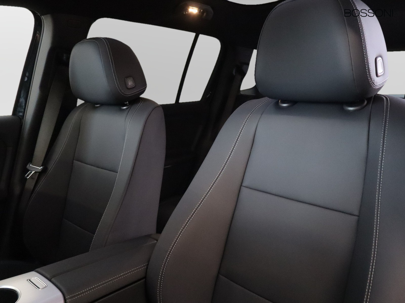 5 - Mercedes GLB 350 elettrica advanced plus 4matic
