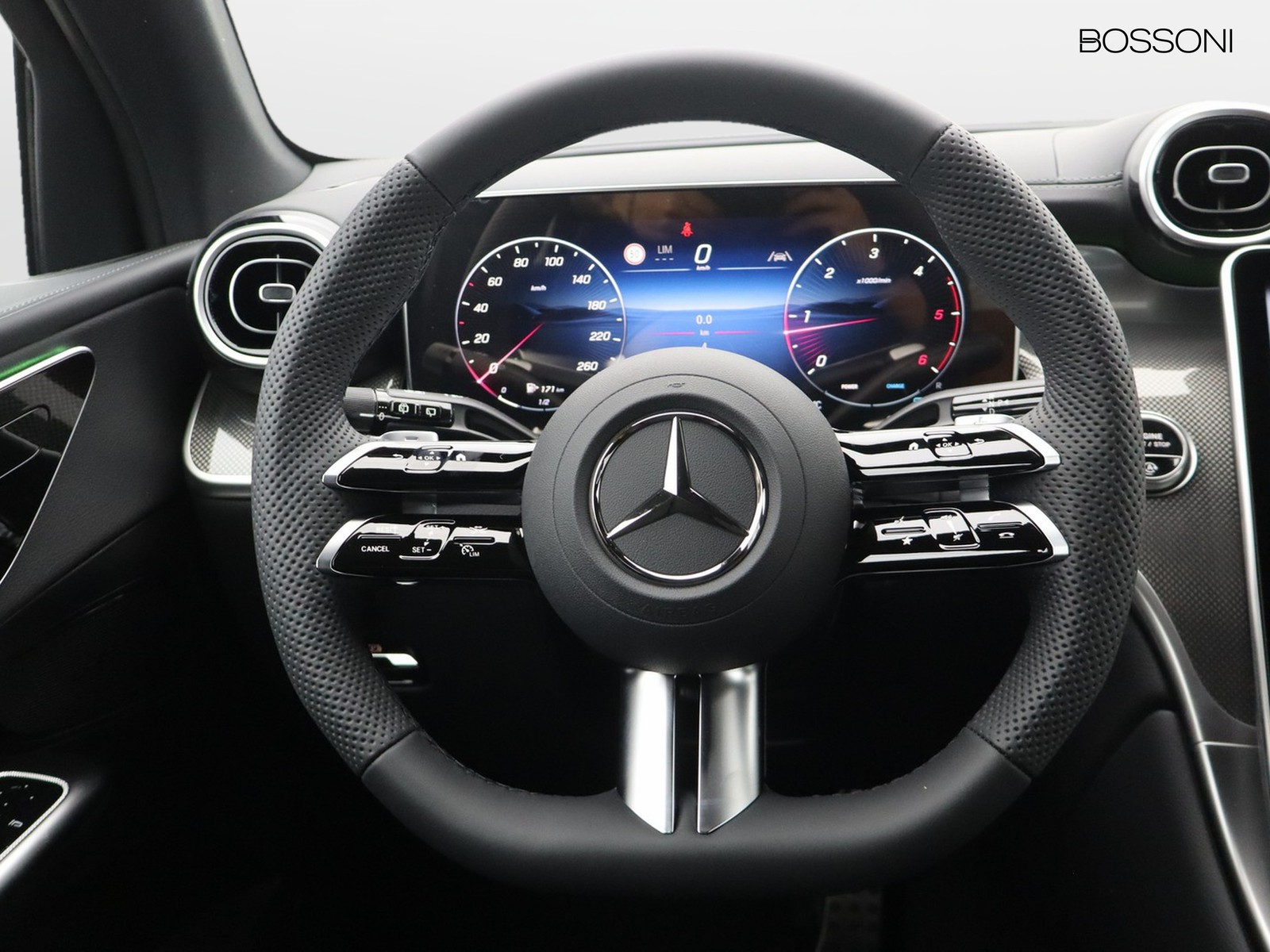 16 - Mercedes GLC suv 220 d amg line advanced 4matic 9g-tronic