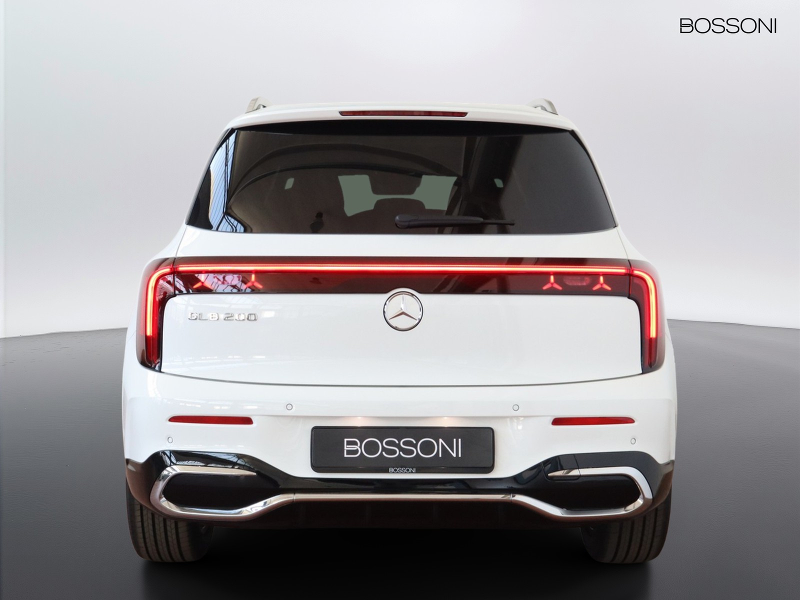 6 - Mercedes GLB 200 advanced plus 8g-edct