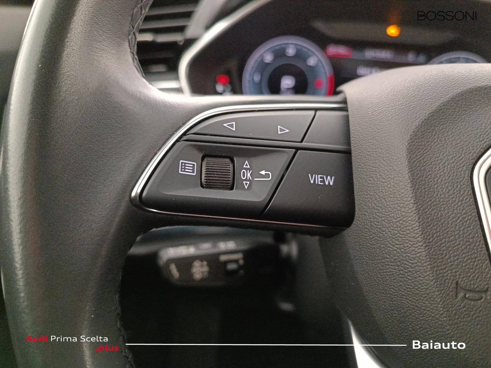 16 - Audi Q3 sportback 35 2.0 tdi s line edition s tronic