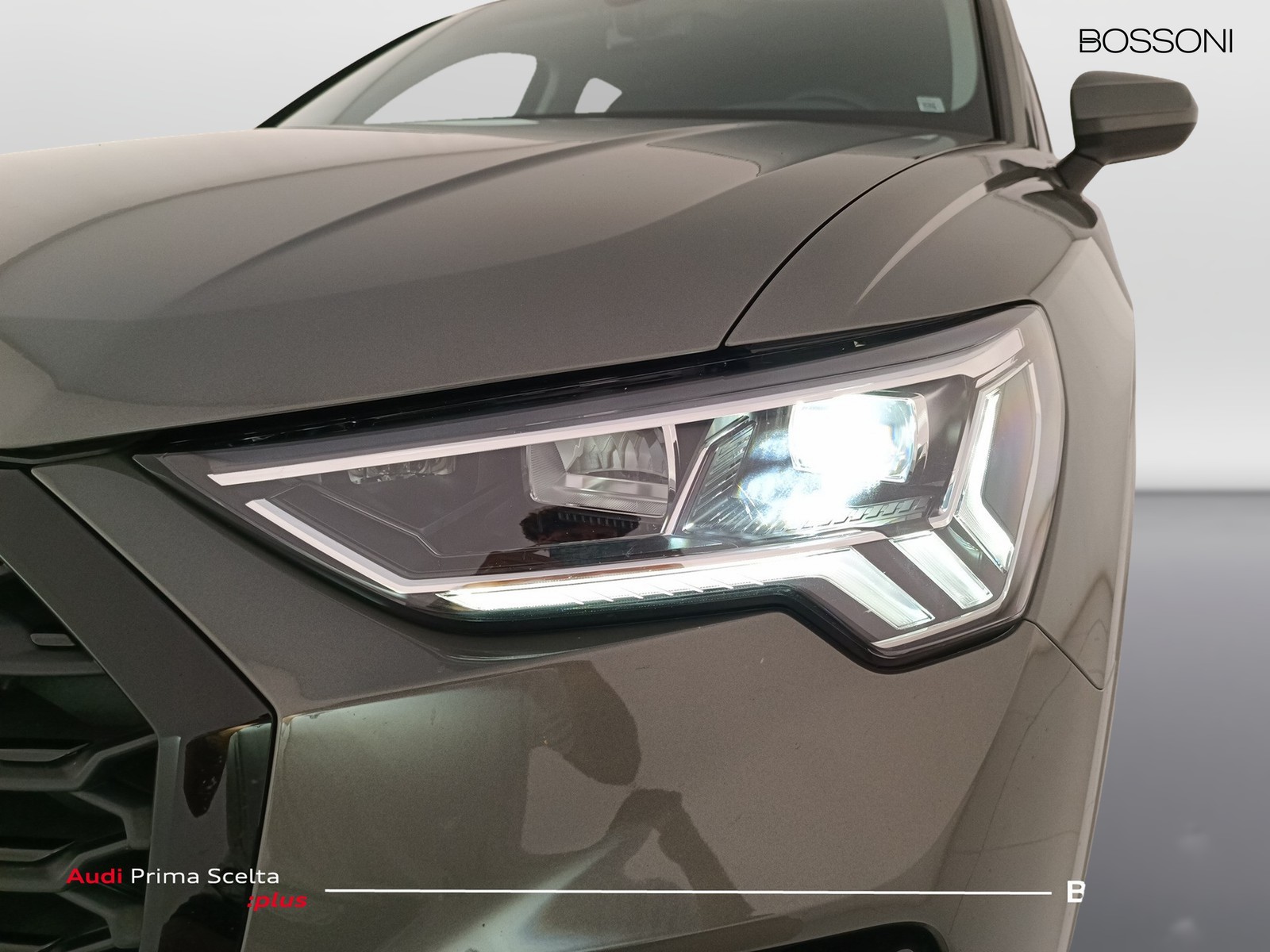 26 - Audi Q3 sportback 35 2.0 tdi s line edition s tronic