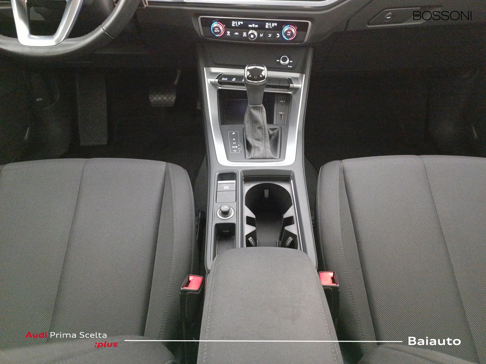 15 - Audi Q3 sportback 35 2.0 tdi business plus s tronic