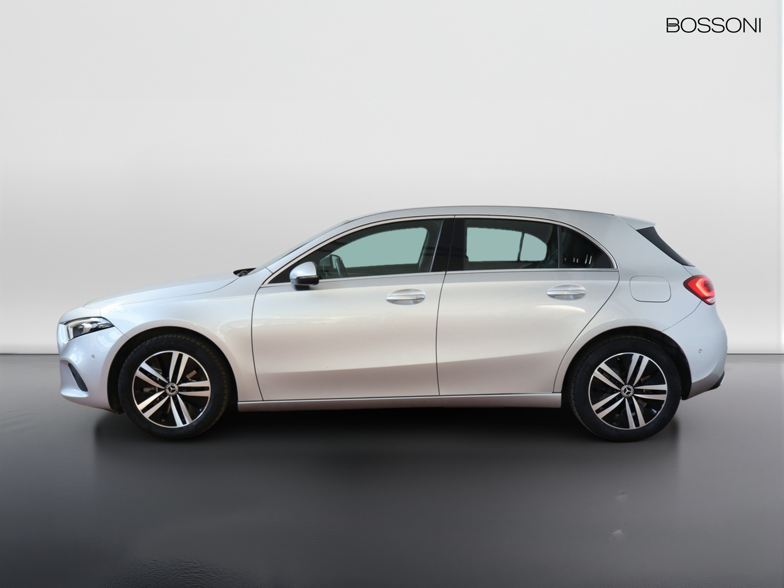 3 - Mercedes Classe A 250 e plug-in hybrid (e eq-power) sport 8g-dct